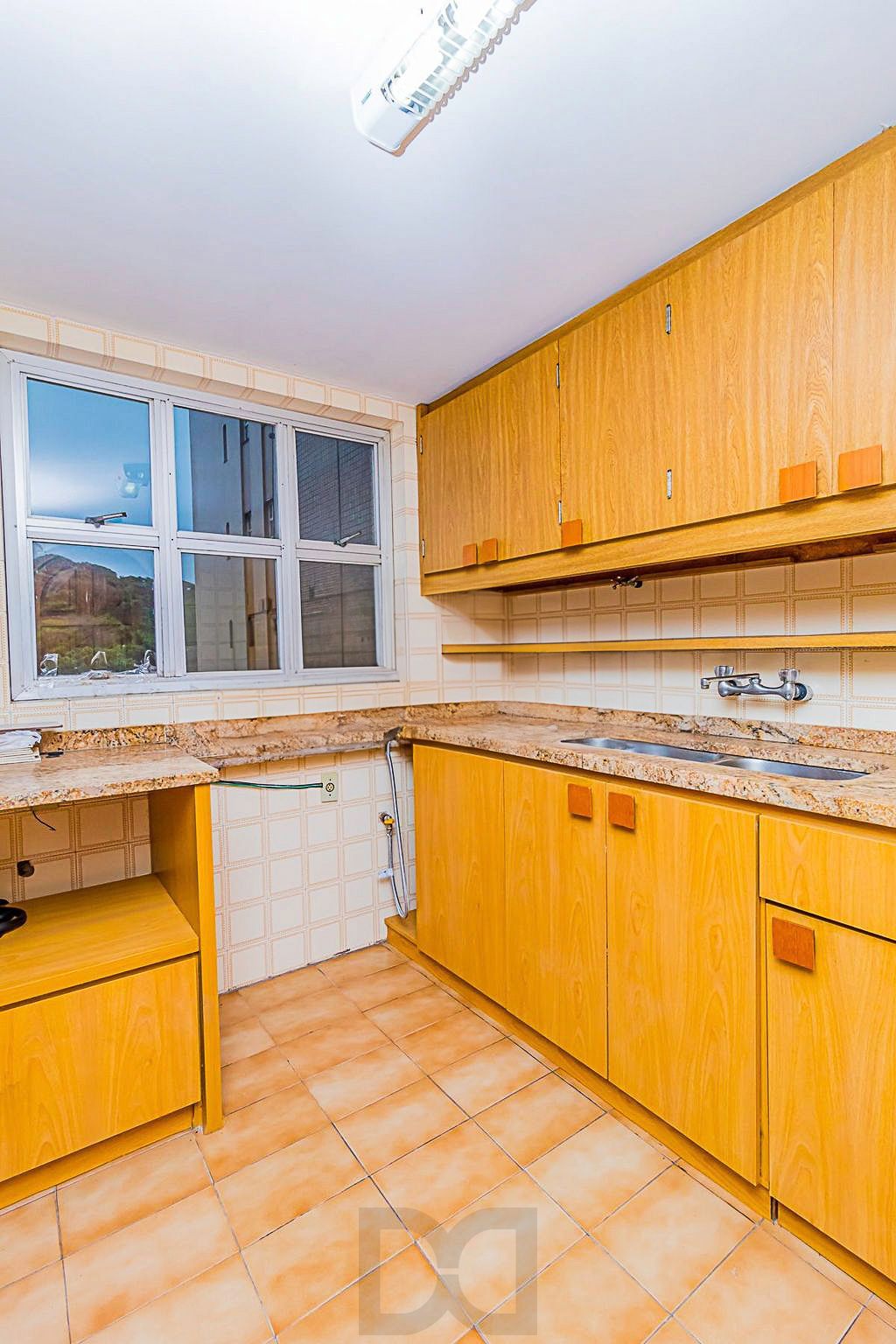 Apartamento de 02 dormitórios com estilo, Bairro Menino Deus, Porto Alegre, Rio Grande do Sul — foto 25