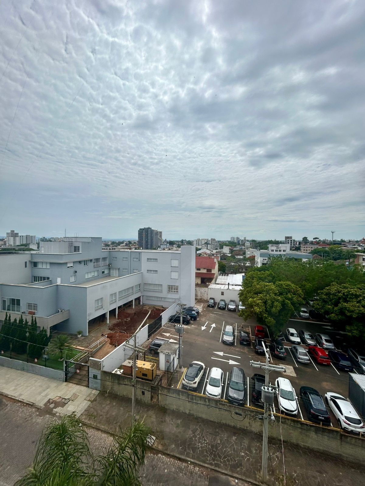 Excelente apartamento de 03 dormitórios, Bairro Vila Ipiranga, Porto Alegre/RS — foto 4