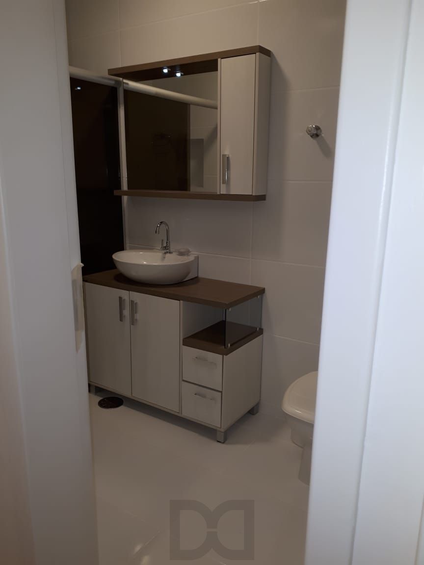 Lindo apartamento de 03 dormitórios, Bairro Santana, Porto Alegre/RS — foto 3