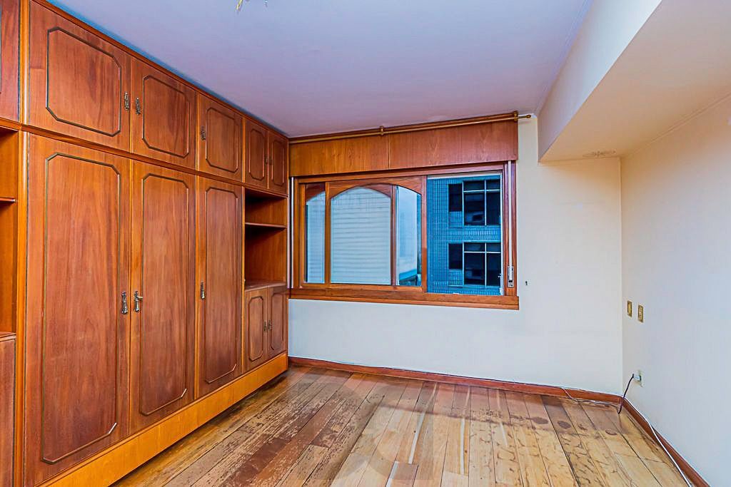 Apartamento de 02 dormitórios com estilo, Bairro Menino Deus, Porto Alegre, Rio Grande do Sul — foto 17