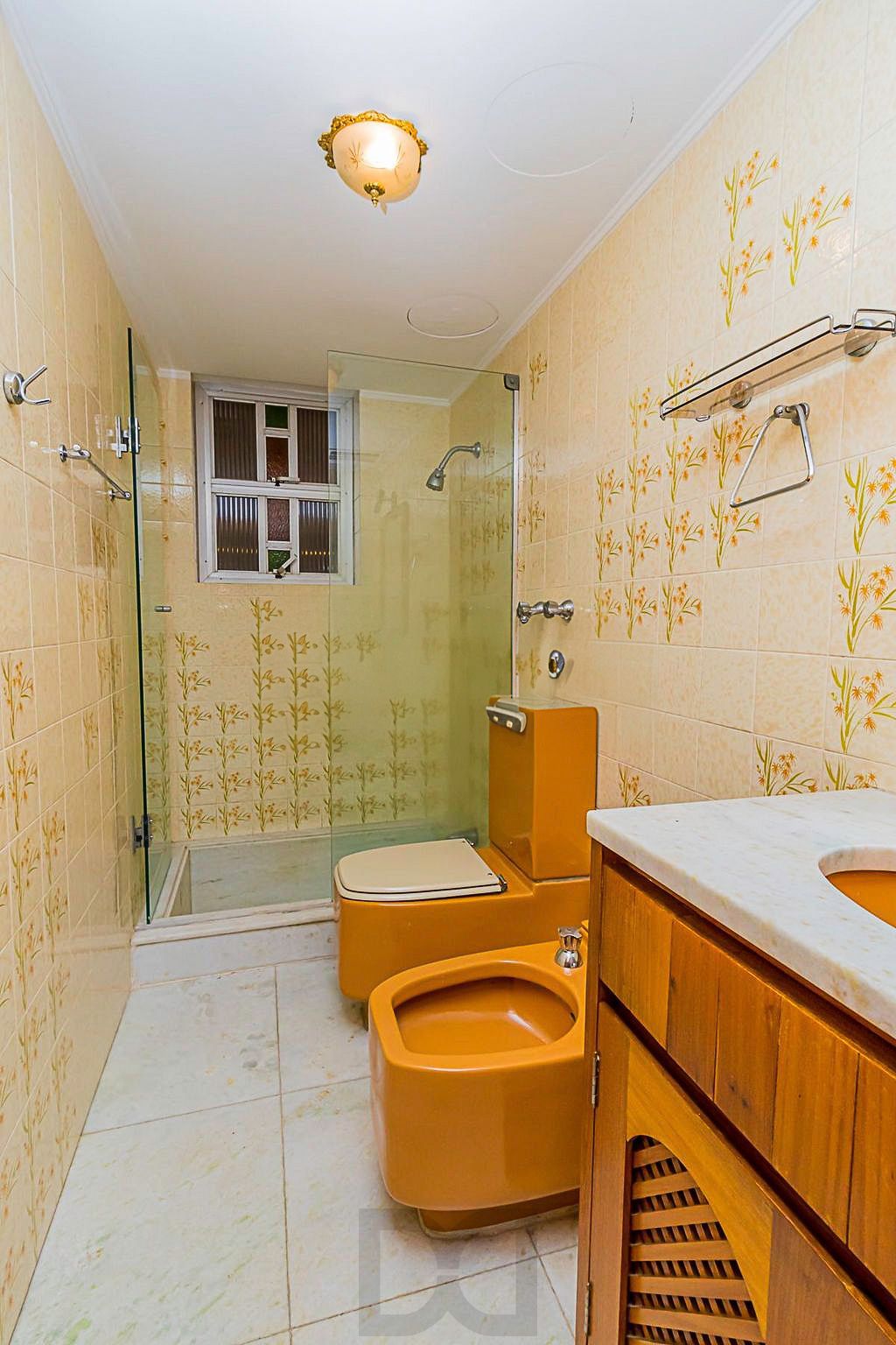 Apartamento de 02 dormitórios com estilo, Bairro Menino Deus, Porto Alegre, Rio Grande do Sul — foto 13