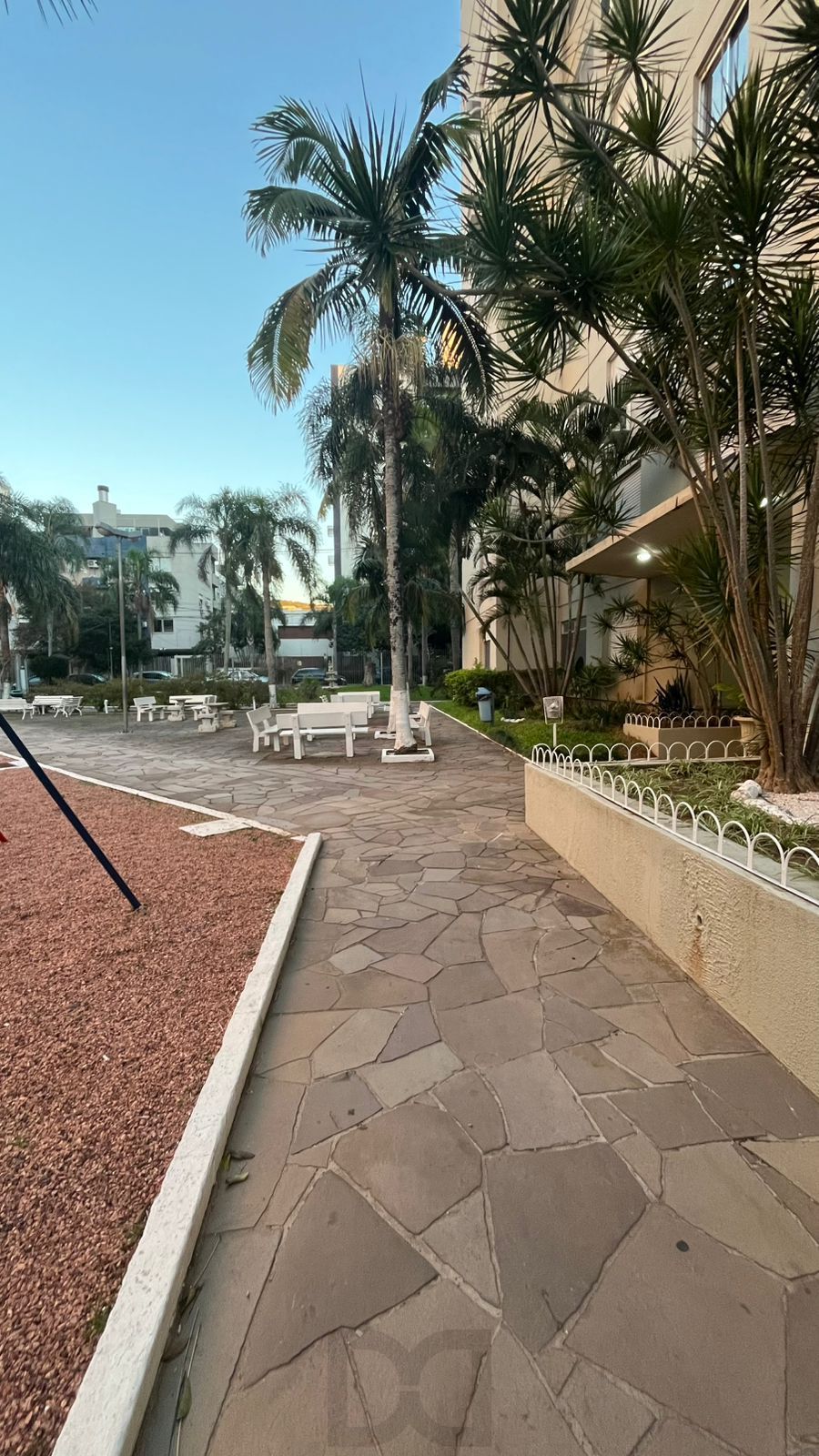 Apartamento 2 Dormitórios com 61,50m² em Condomínio com Lazer Completo e Rua Tranquila — foto 22