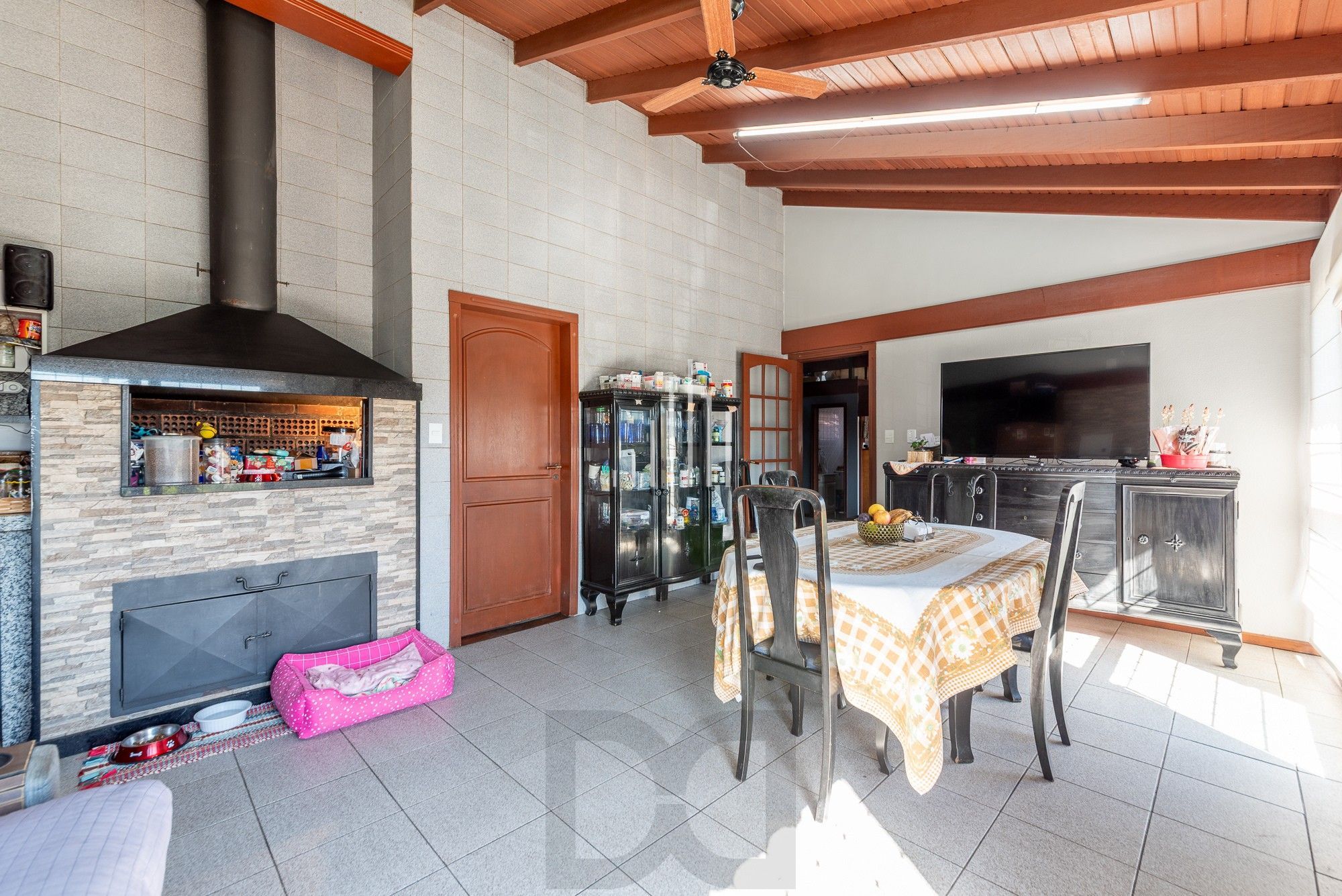 Casa semimobiliada com 385m², 3 suítes, piscina e espaço gourmet na Chácara das Pedras — foto 7
