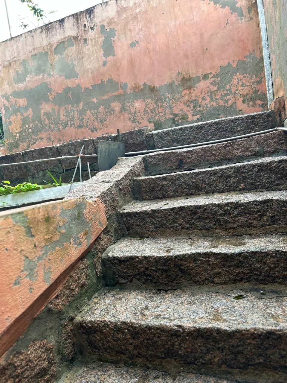 Apartamento desocupado e pronto para morar, 03 dormitórios, bairro IAPI — foto 2