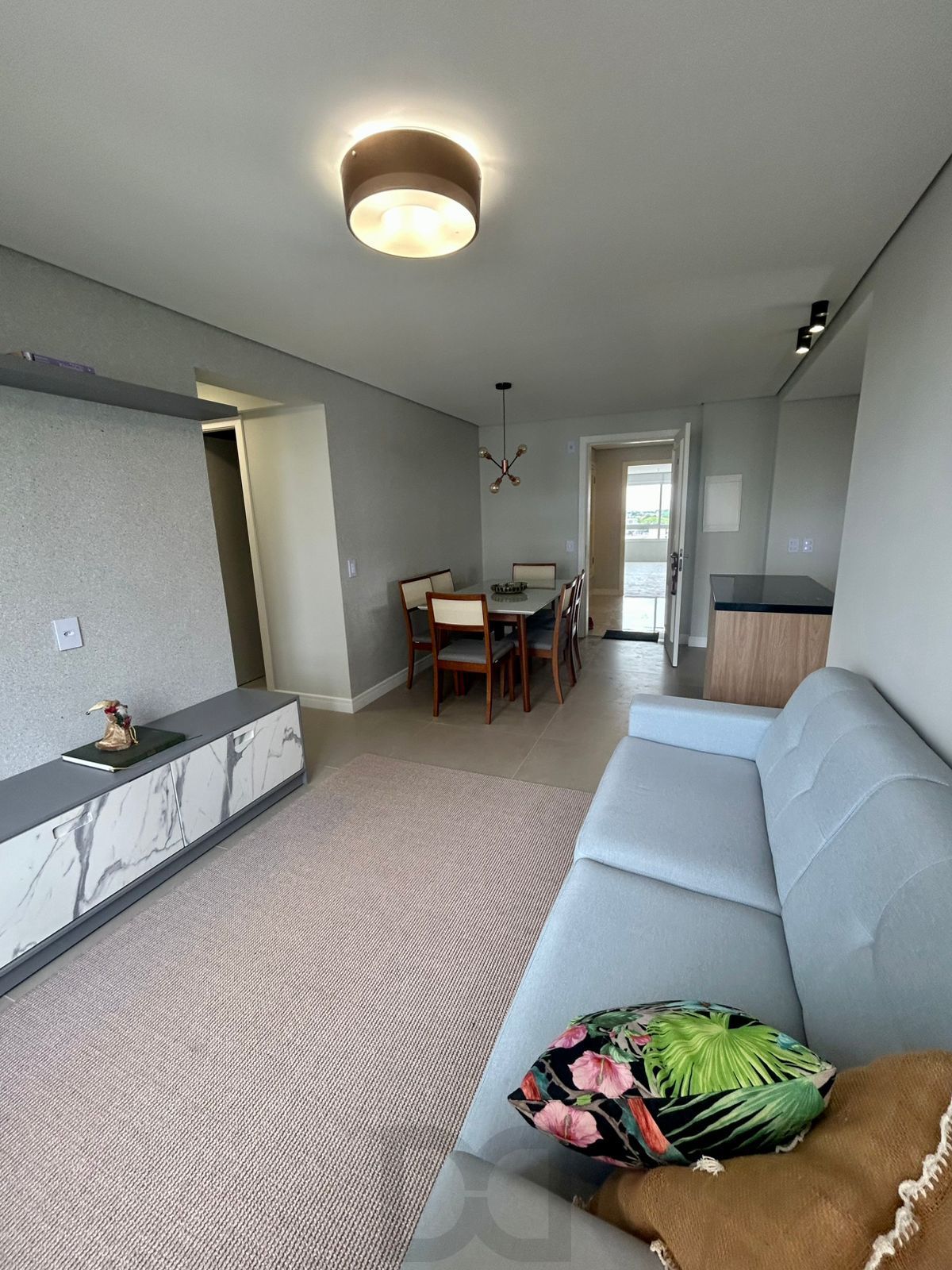 Excelente apartamento de 03 dormitórios, Bairro Vila Ipiranga, Porto Alegre/RS — foto 3