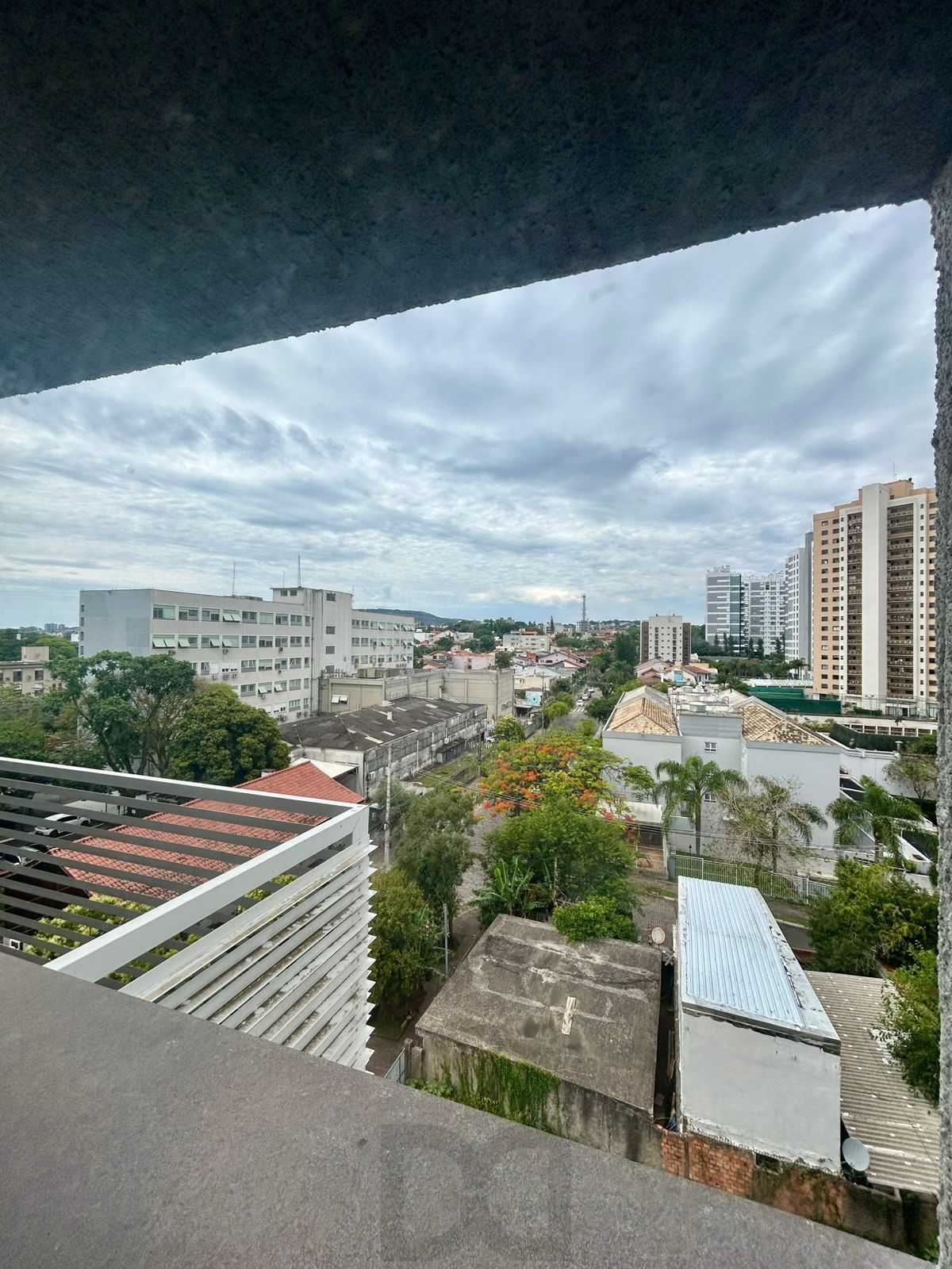 Excelente apartamento de 03 dormitórios, Bairro Vila Ipiranga, Porto Alegre/RS — foto 6