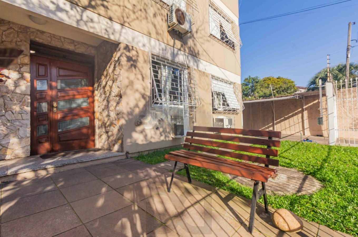 Viva com conforto e praticidade em um charmoso apartamento de 01 dormitório no Bairro Sarandi, em Porto Alegre. — foto 20