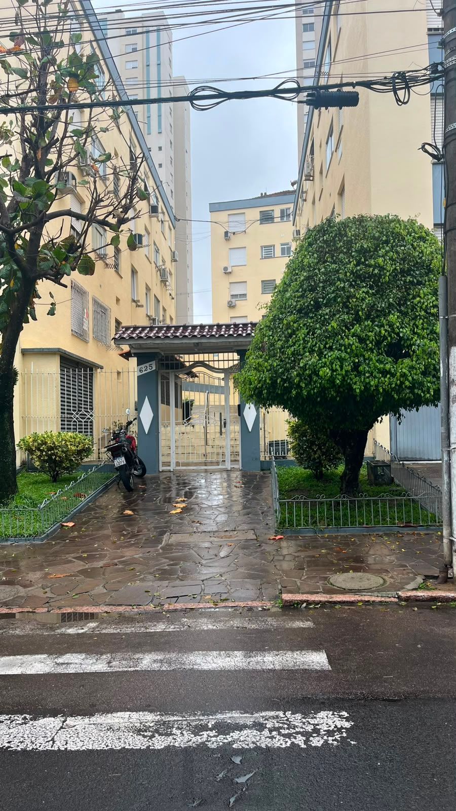 Apartamento à Venda 1 dormitório na Vila Ipiranga - SALAR — foto 1