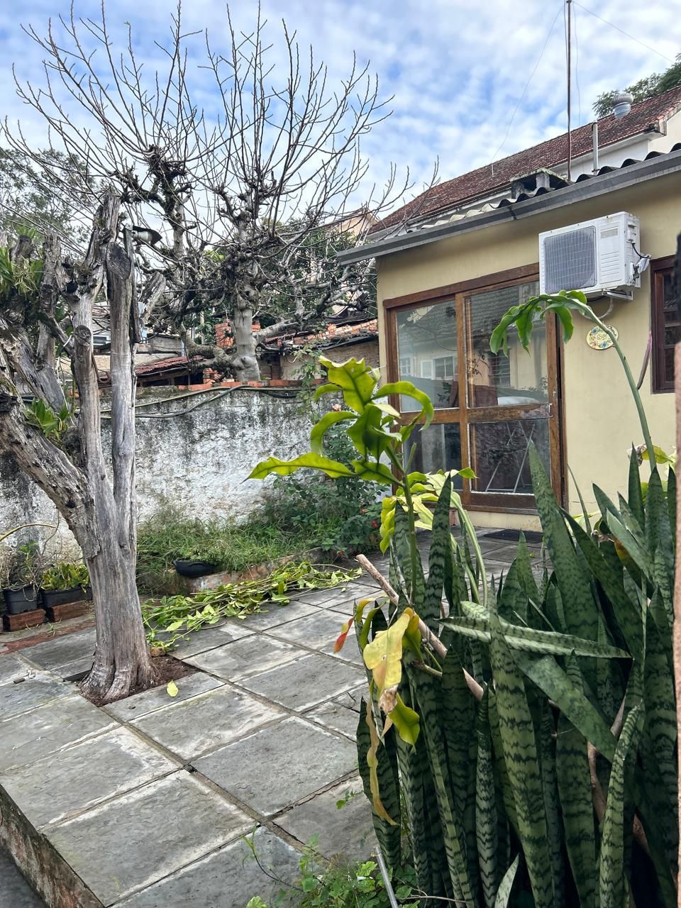 Apartamento desocupado e pronto para morar, 03 dormitórios, bairro IAPI — foto 12