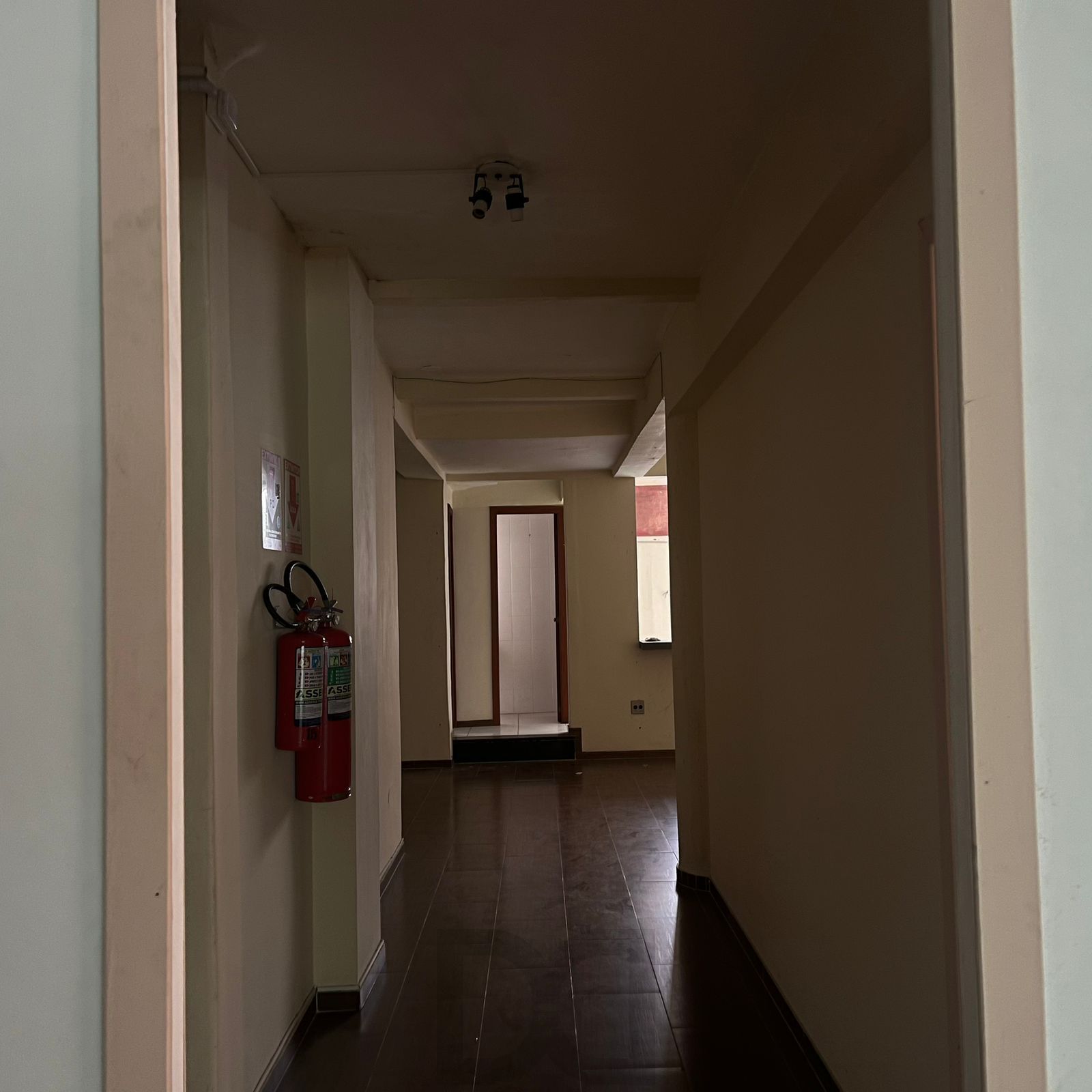 Sala comercial no Centro Histórico de Porto Alegre/RS. — foto 2