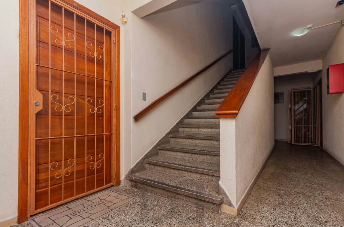 Viva com conforto e praticidade em um charmoso apartamento de 01 dormitório no Bairro Sarandi, em Porto Alegre. — foto 3