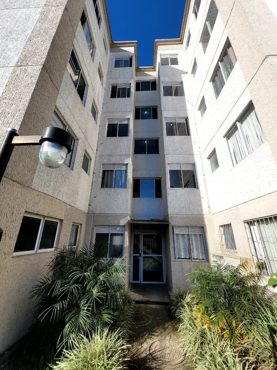 Apartamento de 2 Quartos com Vaga de Garagem no Bairro Santa Rosa de Lima — foto 1