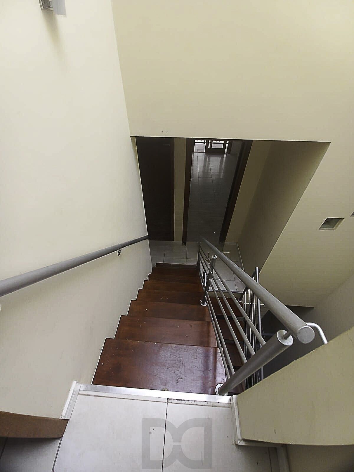 Casa com 192m², Bairro Medianeira, Porto Alegre, Rio Grande do Sul — foto 2