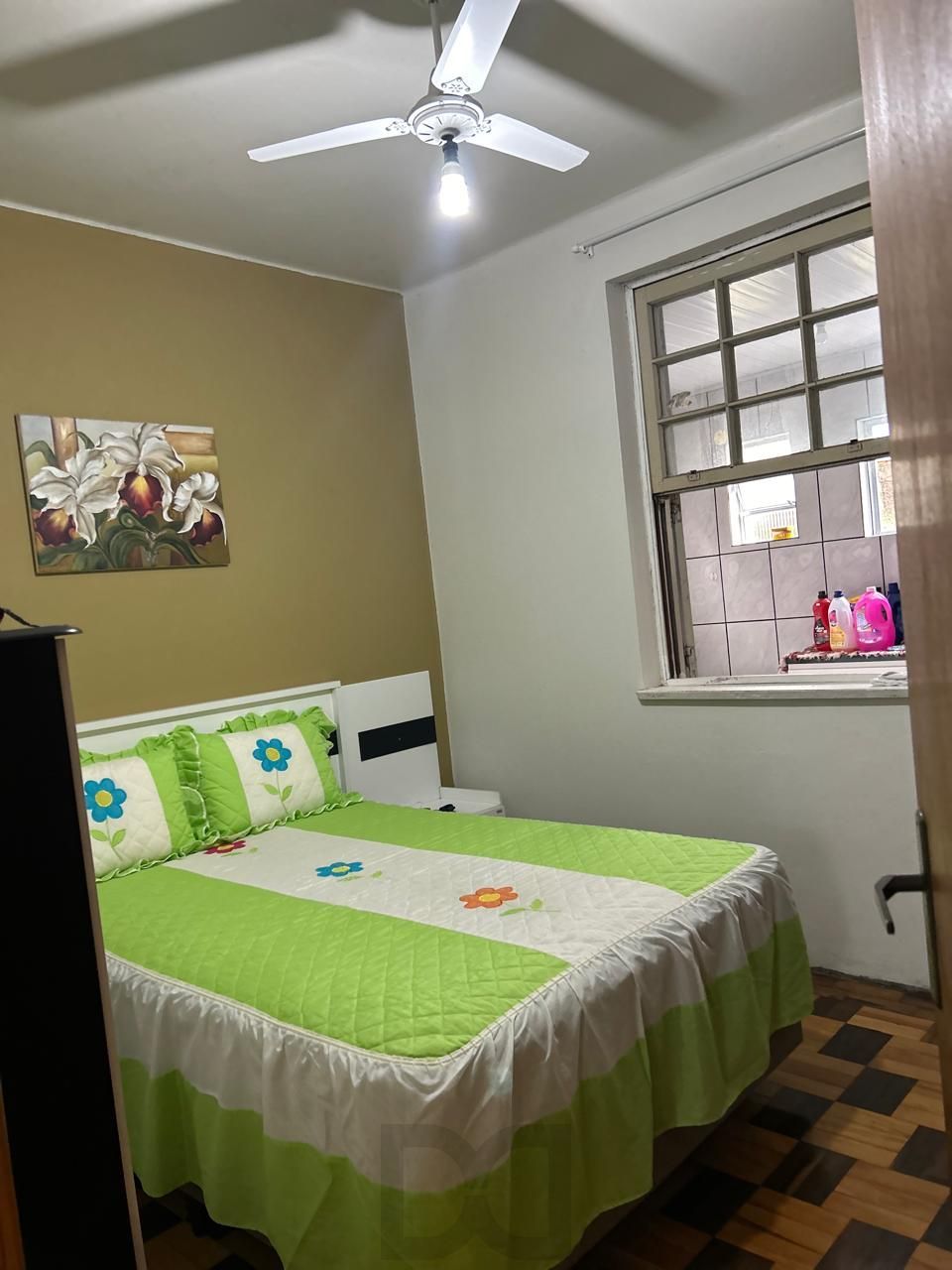 Apartamento desocupado e pronto para morar, 03 dormitórios, bairro IAPI — foto 7