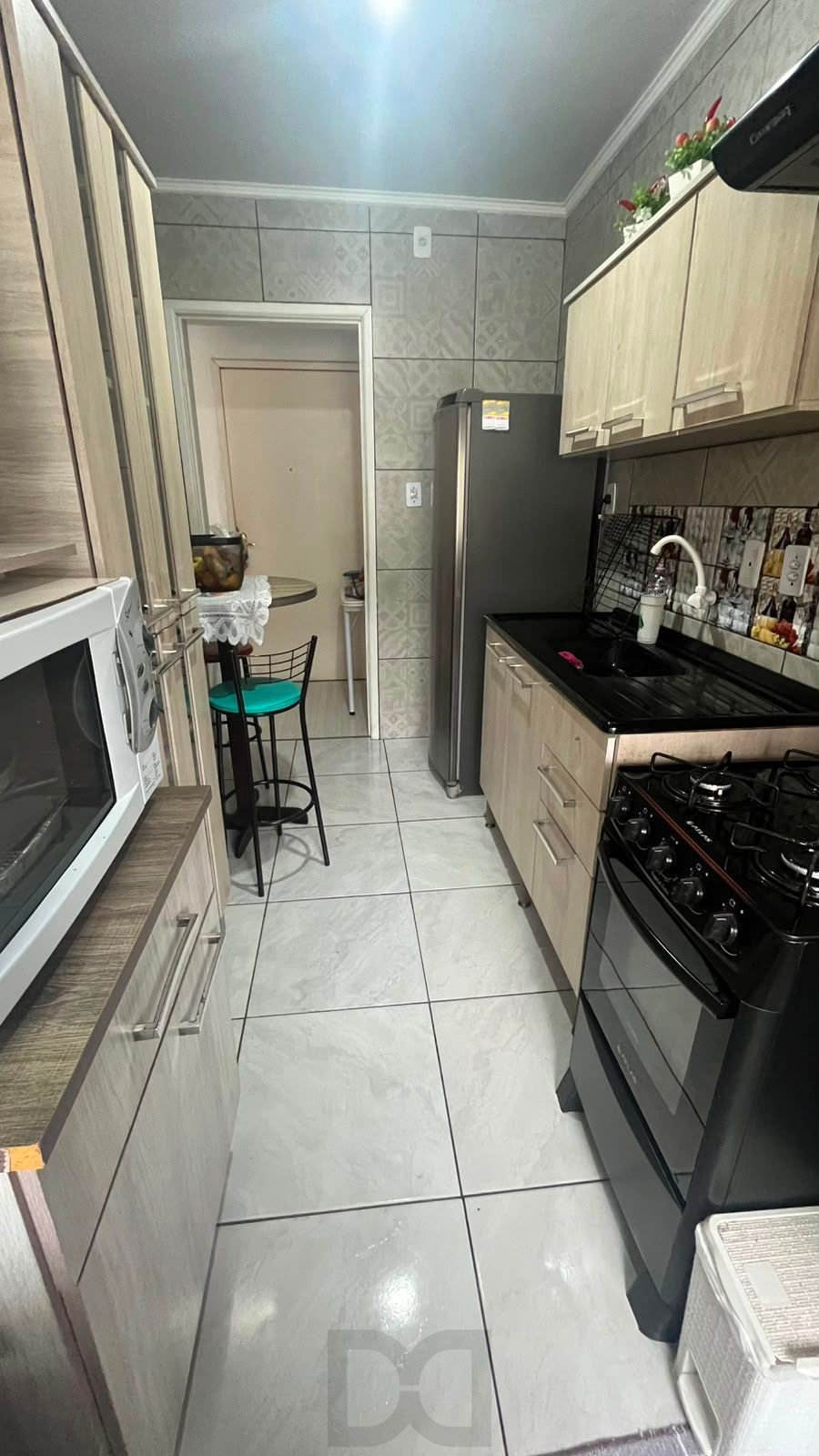 Apartamento 2 Dormitórios à Venda — foto 5