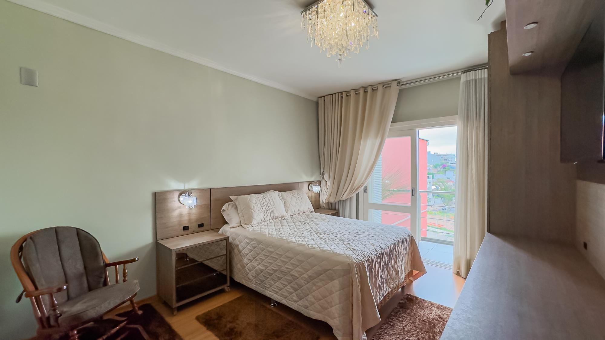 Casa de altíssimo padrão, com 4 suites, e mobiliada, no Chácara das Pedras — foto 22