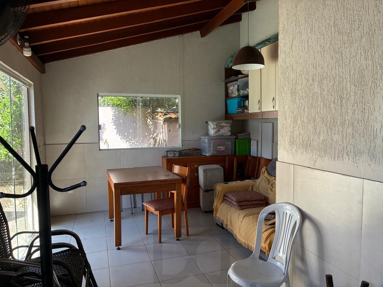 RESIDENCIA NO PARQUE SANTA FÉ RECENTEMENTE REFORMADA COM TRES DORMITORIOS, ESCRITORIO, SALÃO DE FESTAS, PISCINA, CHURRASQUEIRA. — foto 16