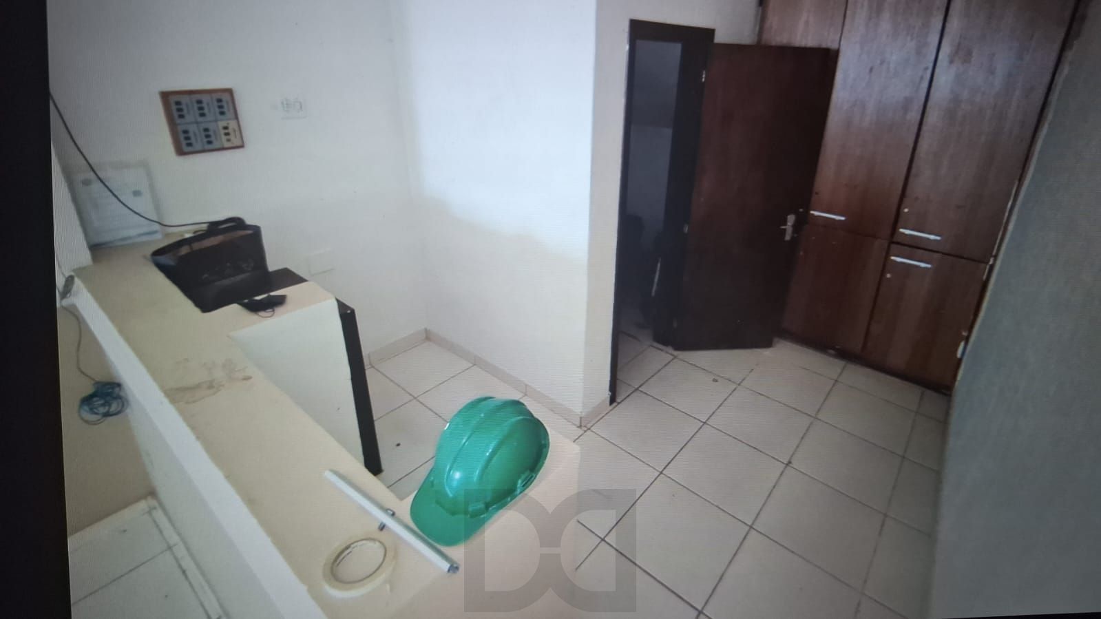 Salão Comercial ou Residencial com 1215 m² de área construída. — foto 12