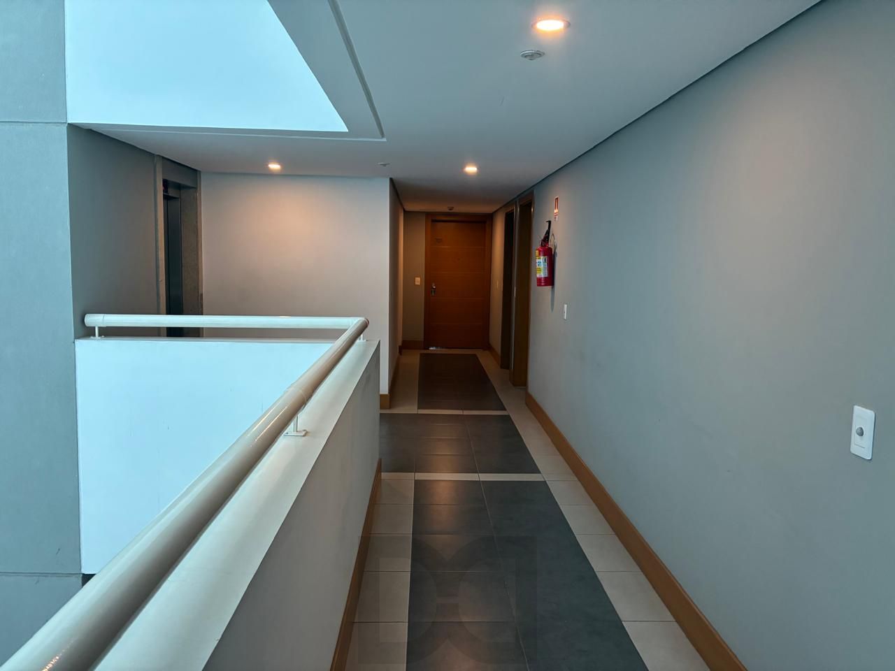 Excelente apartamento de 1 dormitório suíte mobiliado com moveis planejados de alta qualidade. — foto 18