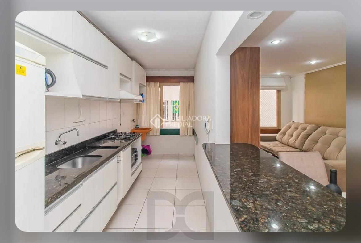 Apto de 2 dorm., sala, cozinha americana, banheiro social, fica 3 ar condicionados, mobiliado. — foto 1