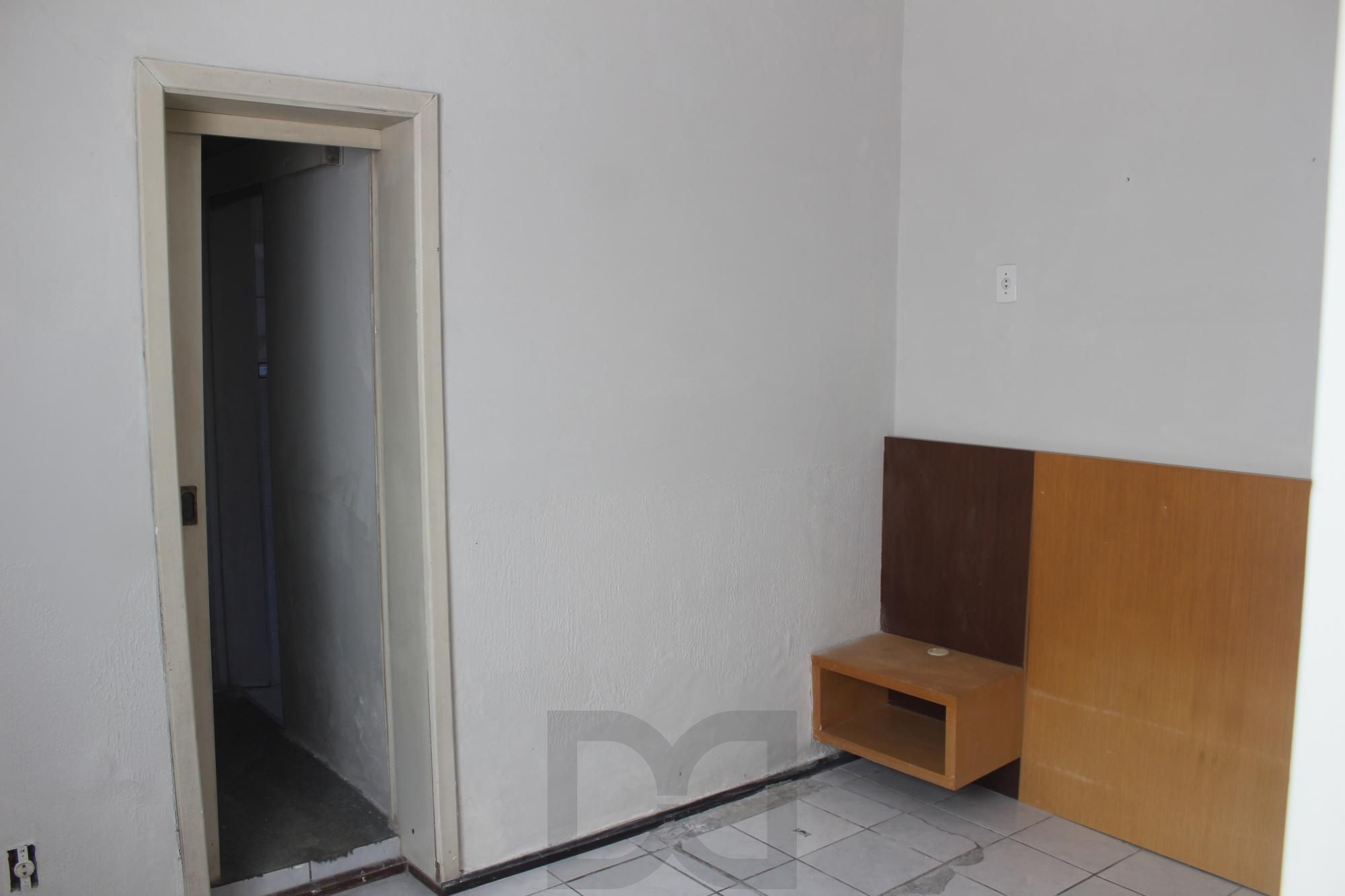 Casa a venda 250M², 5 dormitórios, 2 suítes, 2 vagas — foto 31