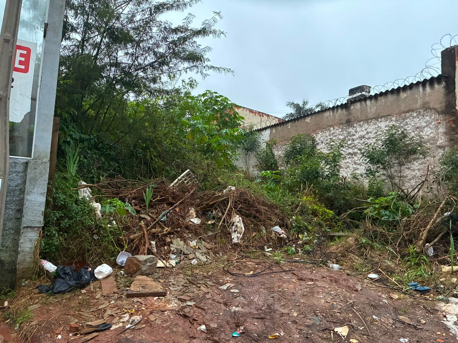 OTIMO TERRENO NA ZONA NORTE COM 292M2 — foto 1