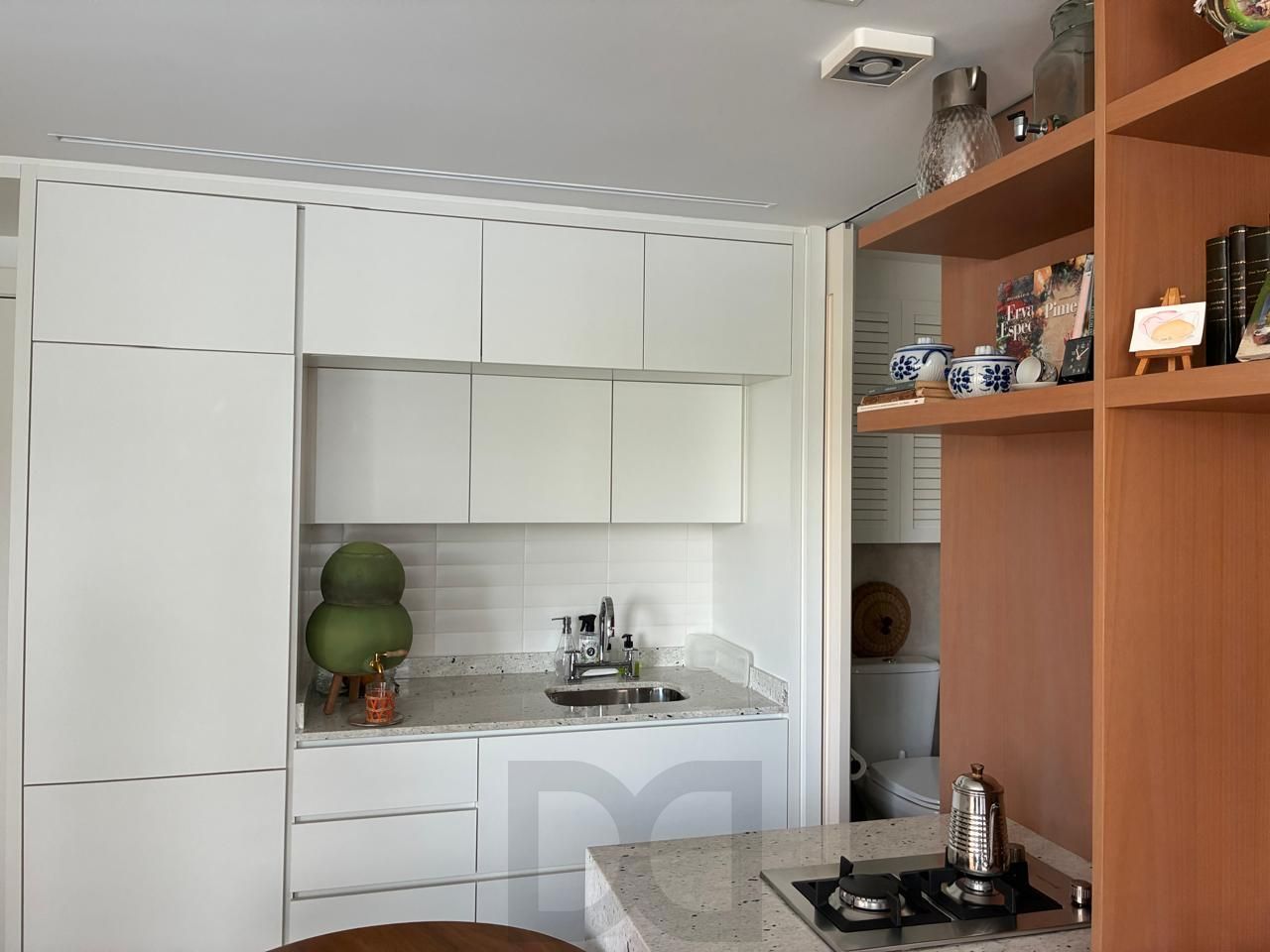 Excelente apartamento de 1 dormitório suíte mobiliado com moveis planejados de alta qualidade. — foto 16