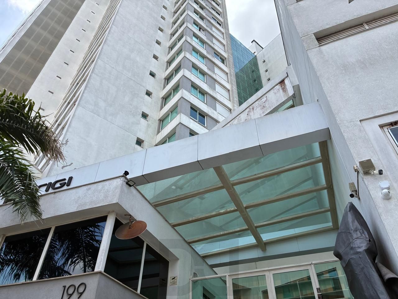 Excelente apartamento de 1 dormitório suíte mobiliado com moveis planejados de alta qualidade. — foto 2