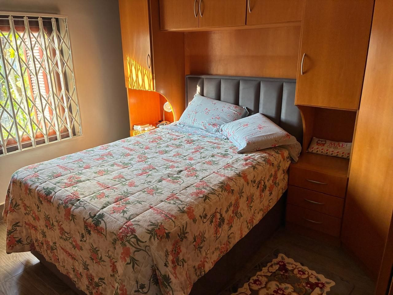 RESIDENCIA NO PARQUE SANTA FÉ RECENTEMENTE REFORMADA COM TRES DORMITORIOS, ESCRITORIO, SALÃO DE FESTAS, PISCINA, CHURRASQUEIRA. — foto 9