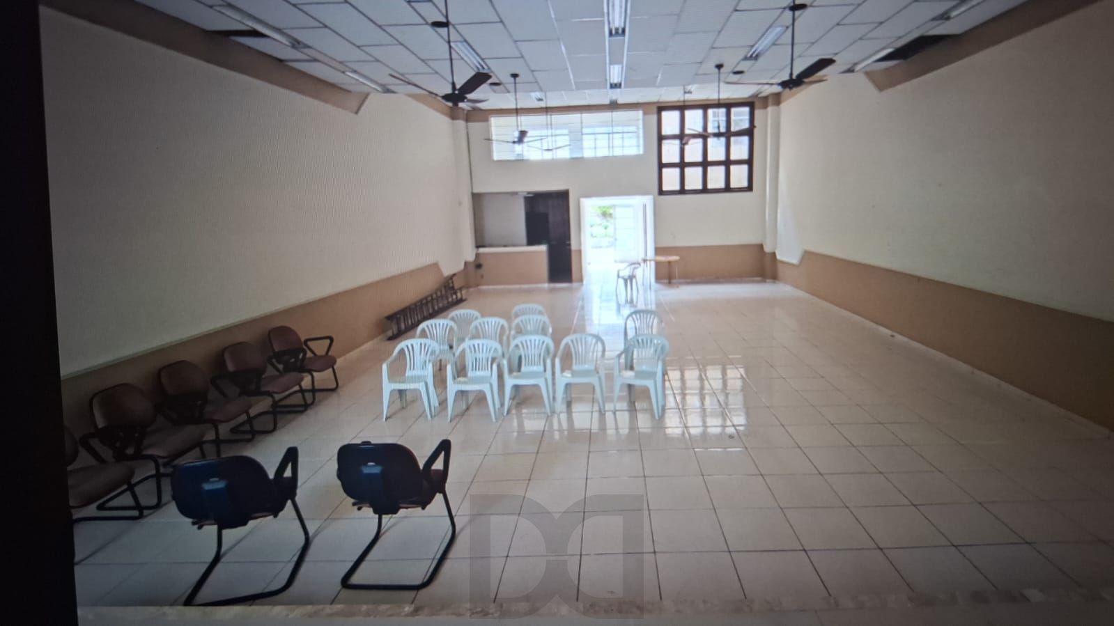 Salão Comercial ou Residencial com 1215 m² de área construída. — foto 10