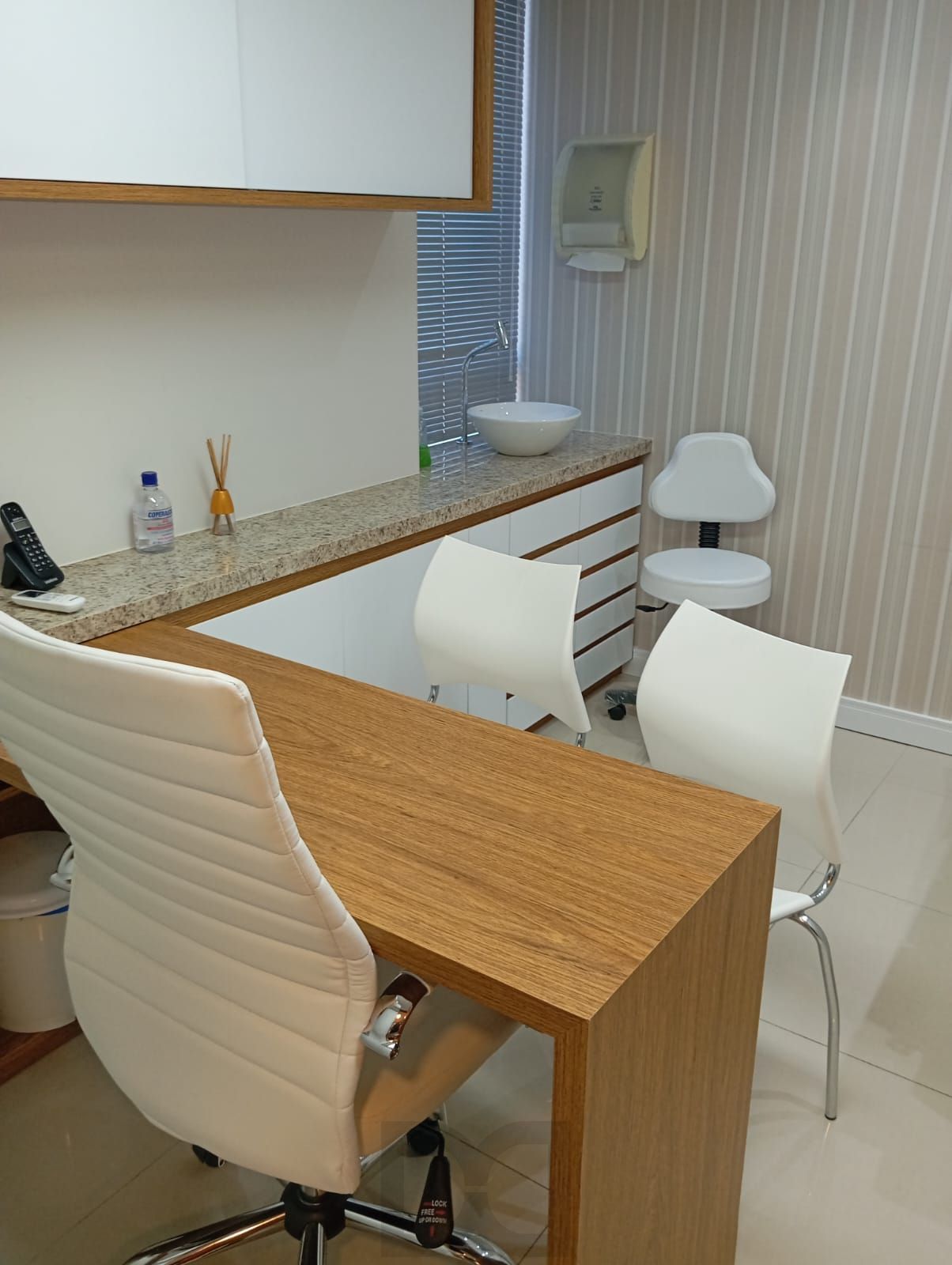 Consultório médico todo mobiliado no MOINHOS — foto 6