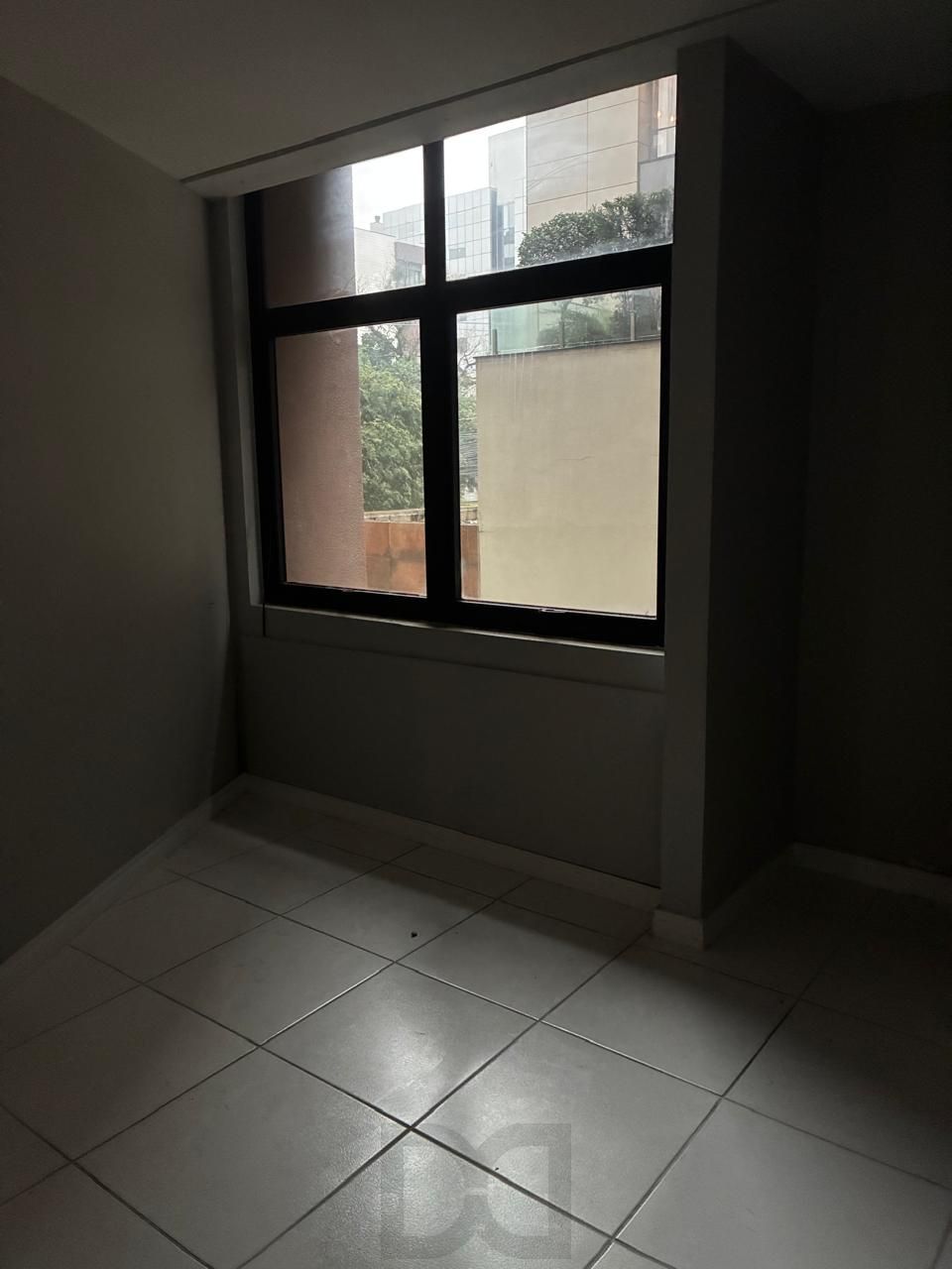 EXCELENTE SALA COMERCIAL, COM TRES AMBIENTES, E MAIS UM LAVABO. — foto 6