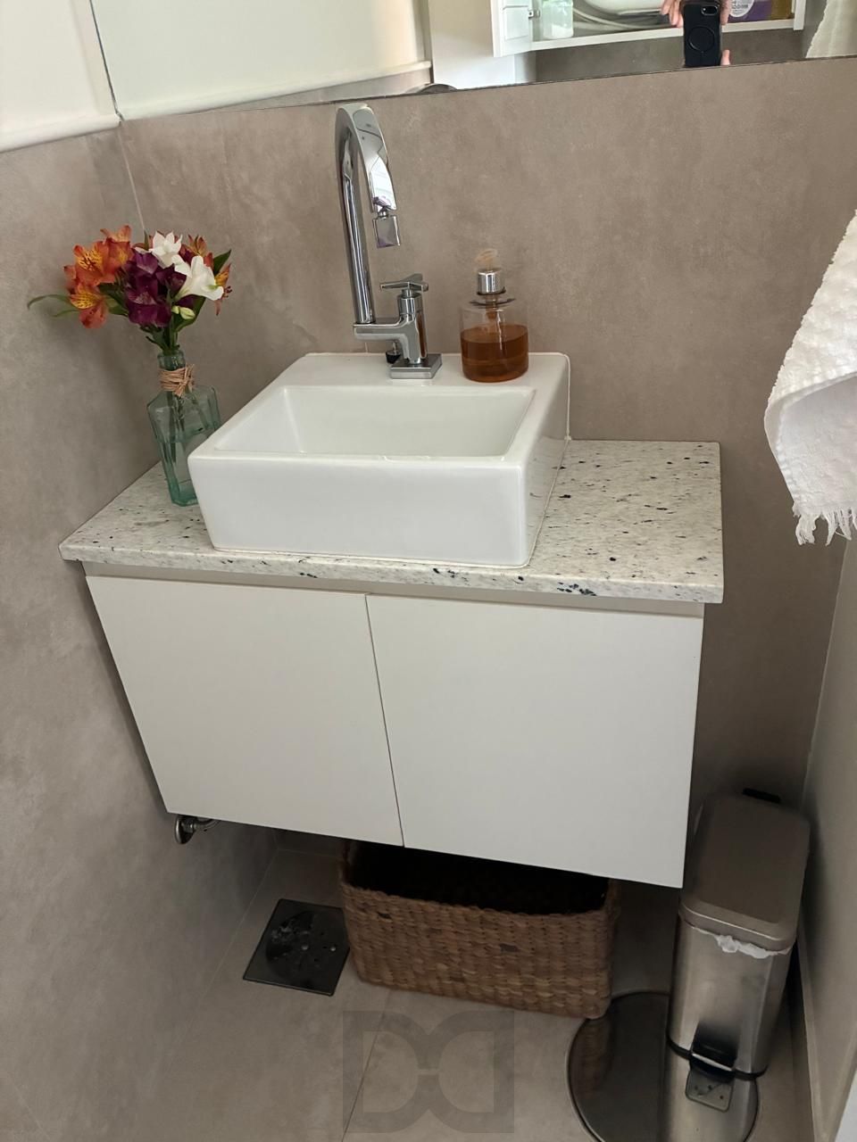 Excelente apartamento de 1 dormitório suíte mobiliado com moveis planejados de alta qualidade. — foto 8