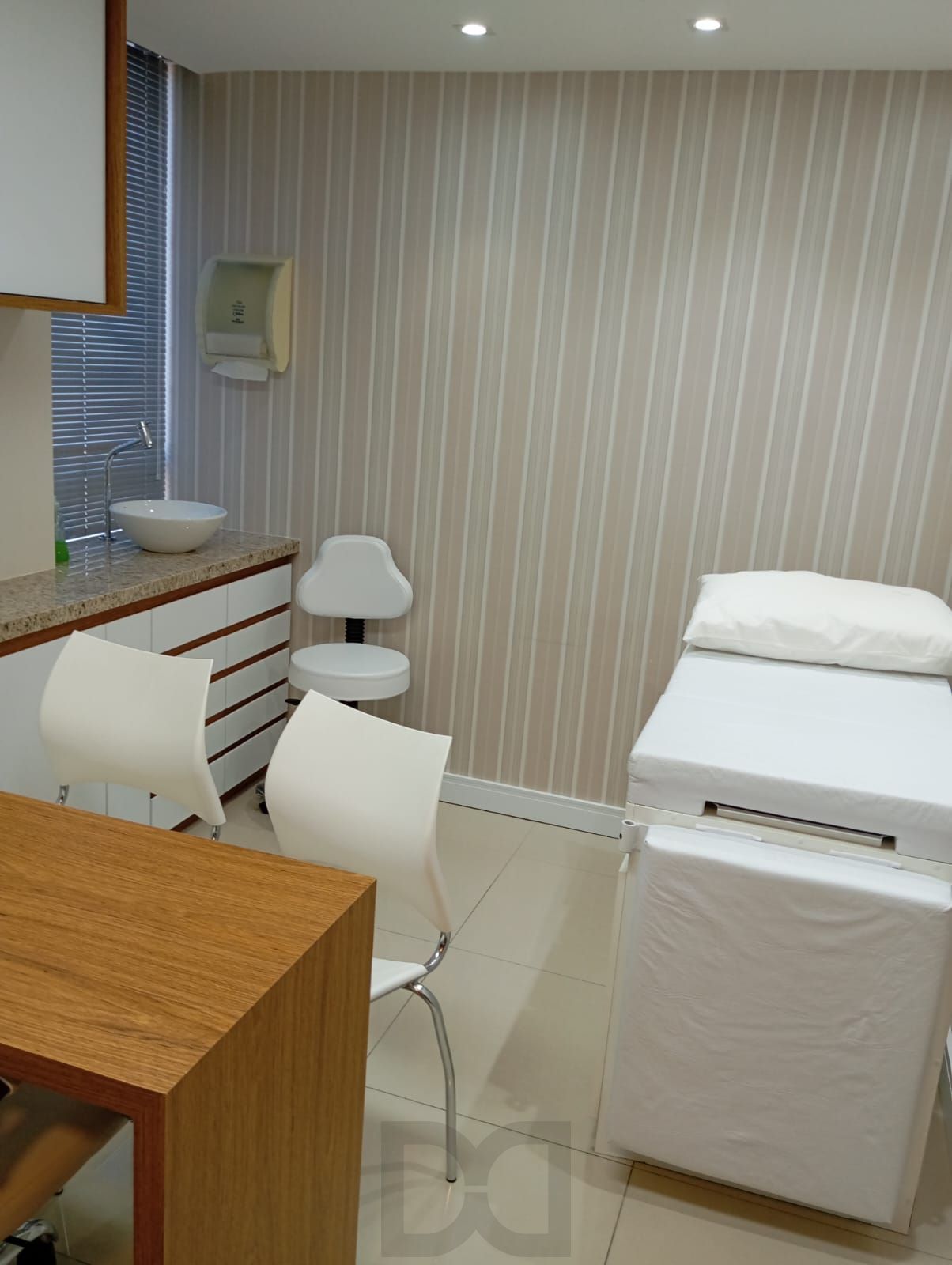 Consultório médico todo mobiliado no MOINHOS — foto 1