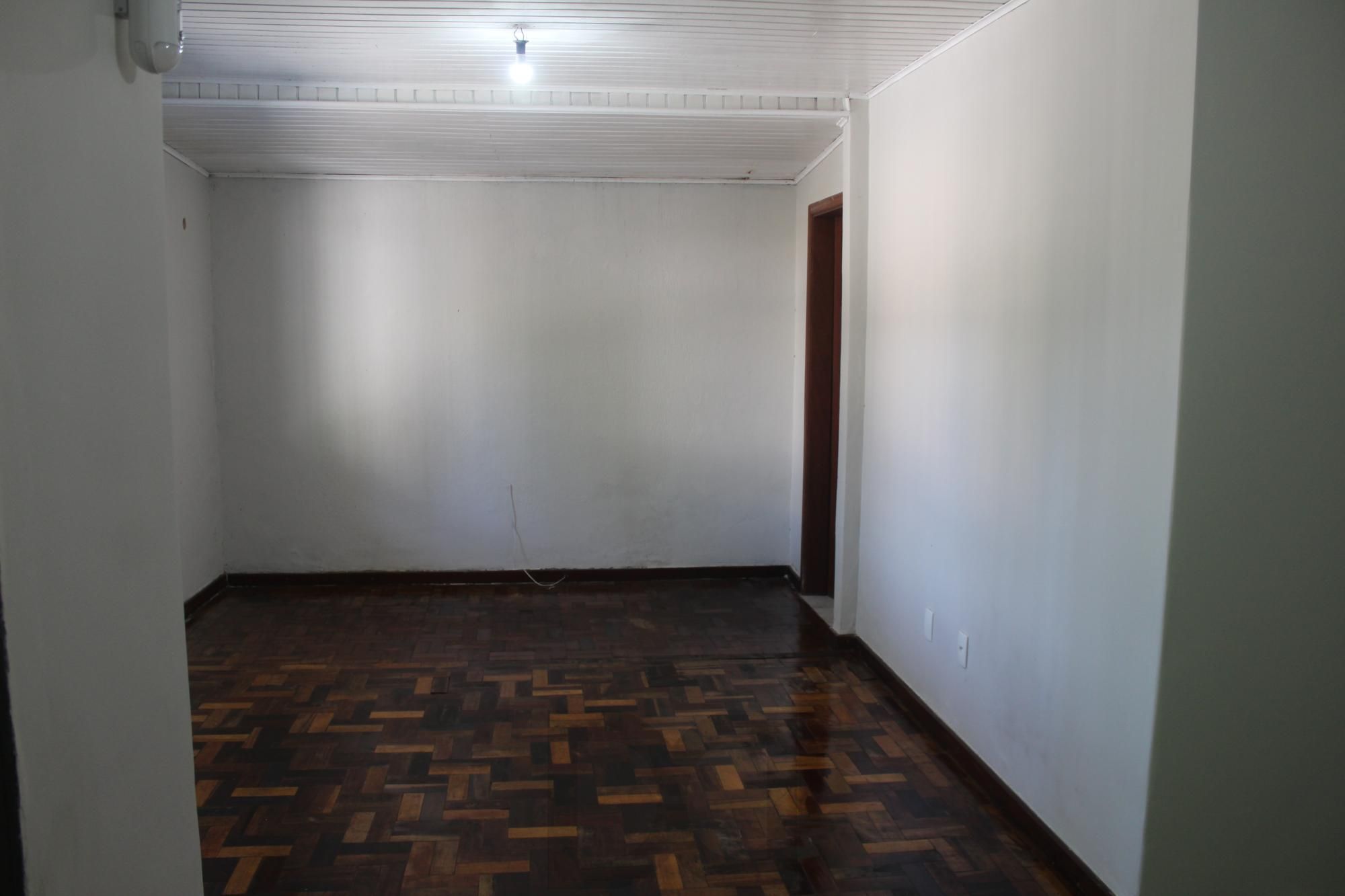 Casa a venda 250M², 5 dormitórios, 2 suítes, 2 vagas — foto 9