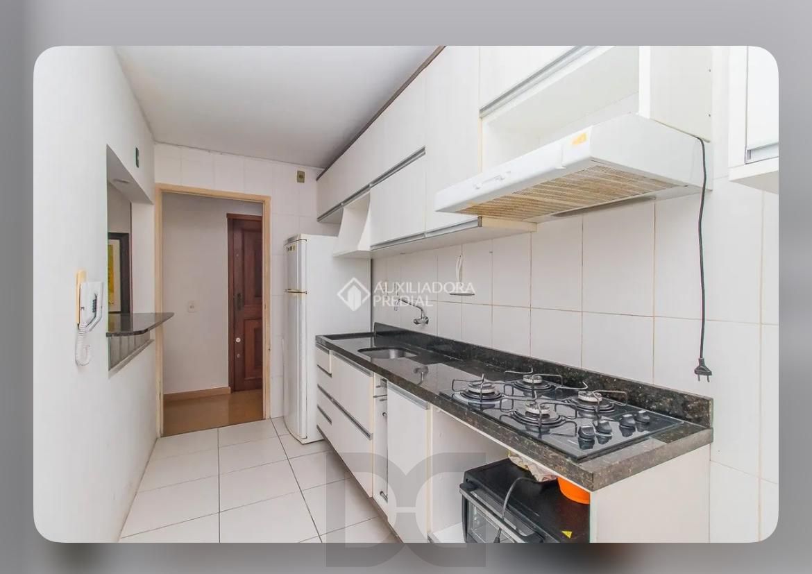 Apto de 2 dorm., sala, cozinha americana, banheiro social, fica 3 ar condicionados, mobiliado. — foto 11
