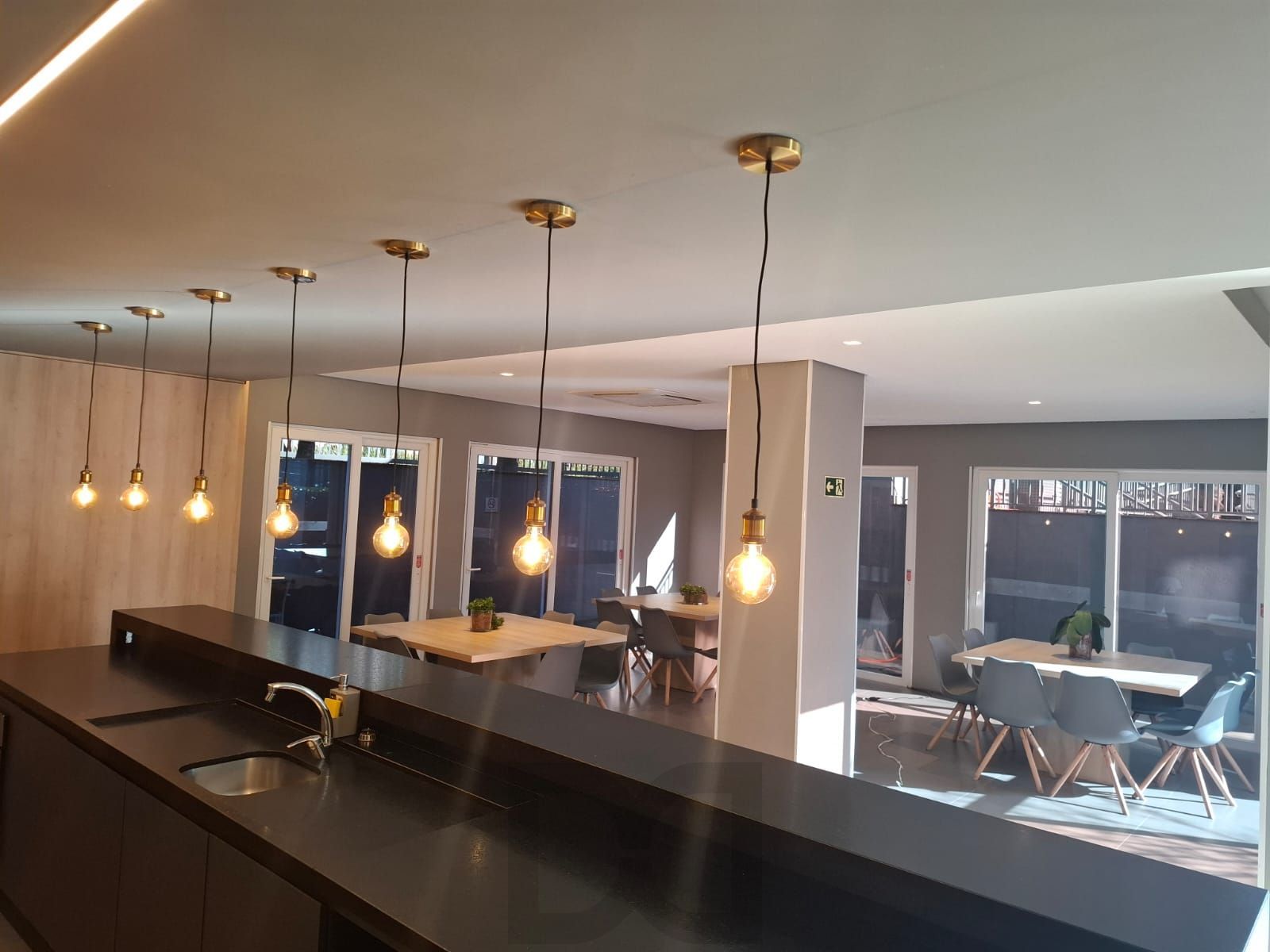 Ótimo apartamento, no Condomínio Vivio Lindóia, semi mobiliado, 3 dorm., vaga e infra completa. — foto 8