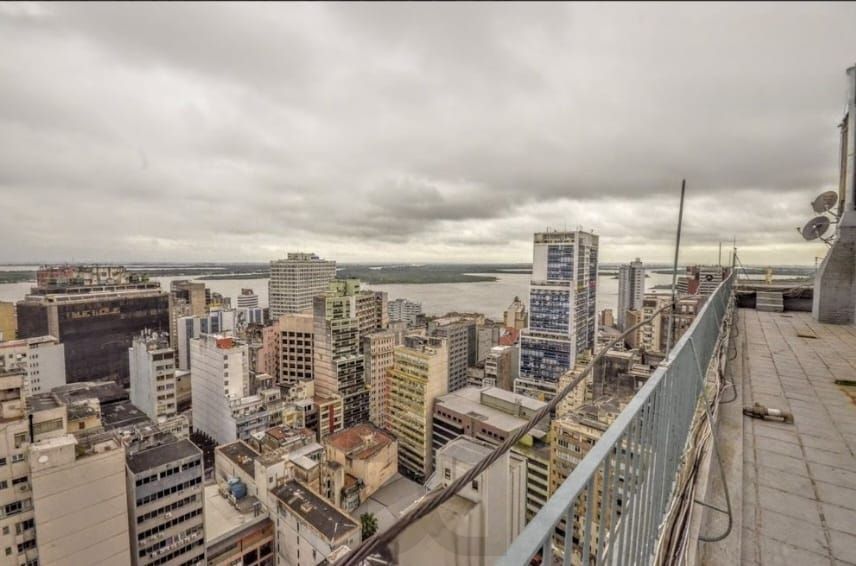 Edifício Pensylvania Apartamento de 3 dormitórios no bairro Centro Histórico — foto 26
