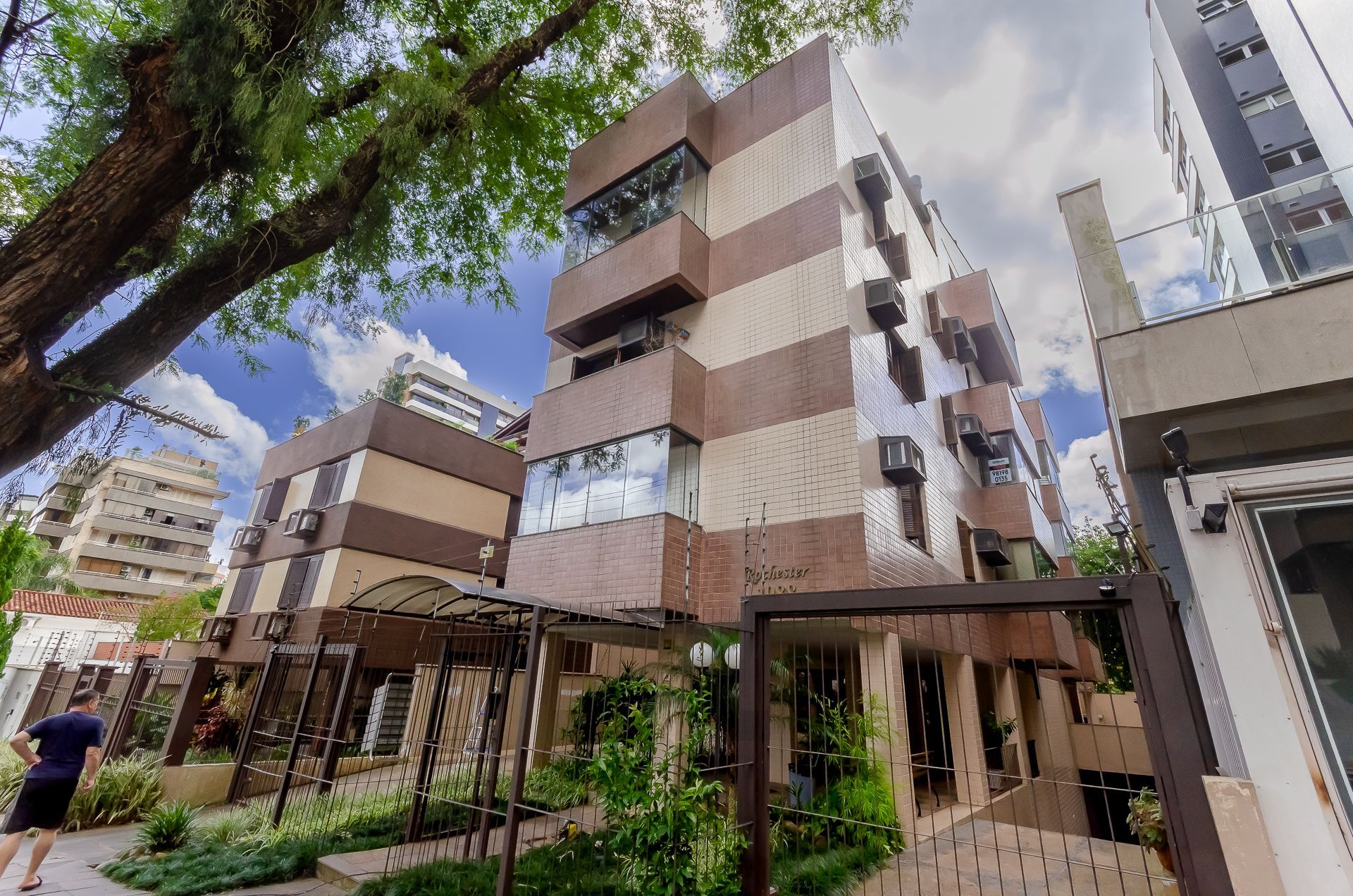 Edifício Rocheste Apartamento de 3 dormitórios no bairro Petrópolis — foto 39