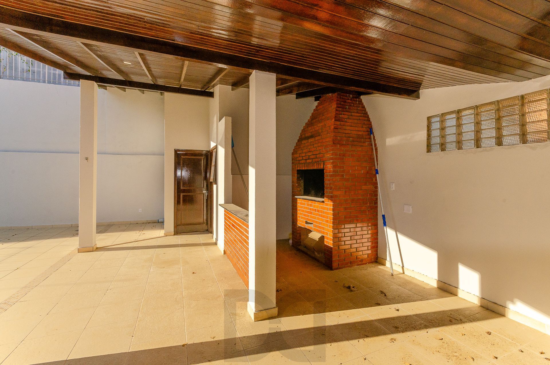 Casa Residencial de 4 Quartos à Venda em Porto Alegre, RS — foto 24