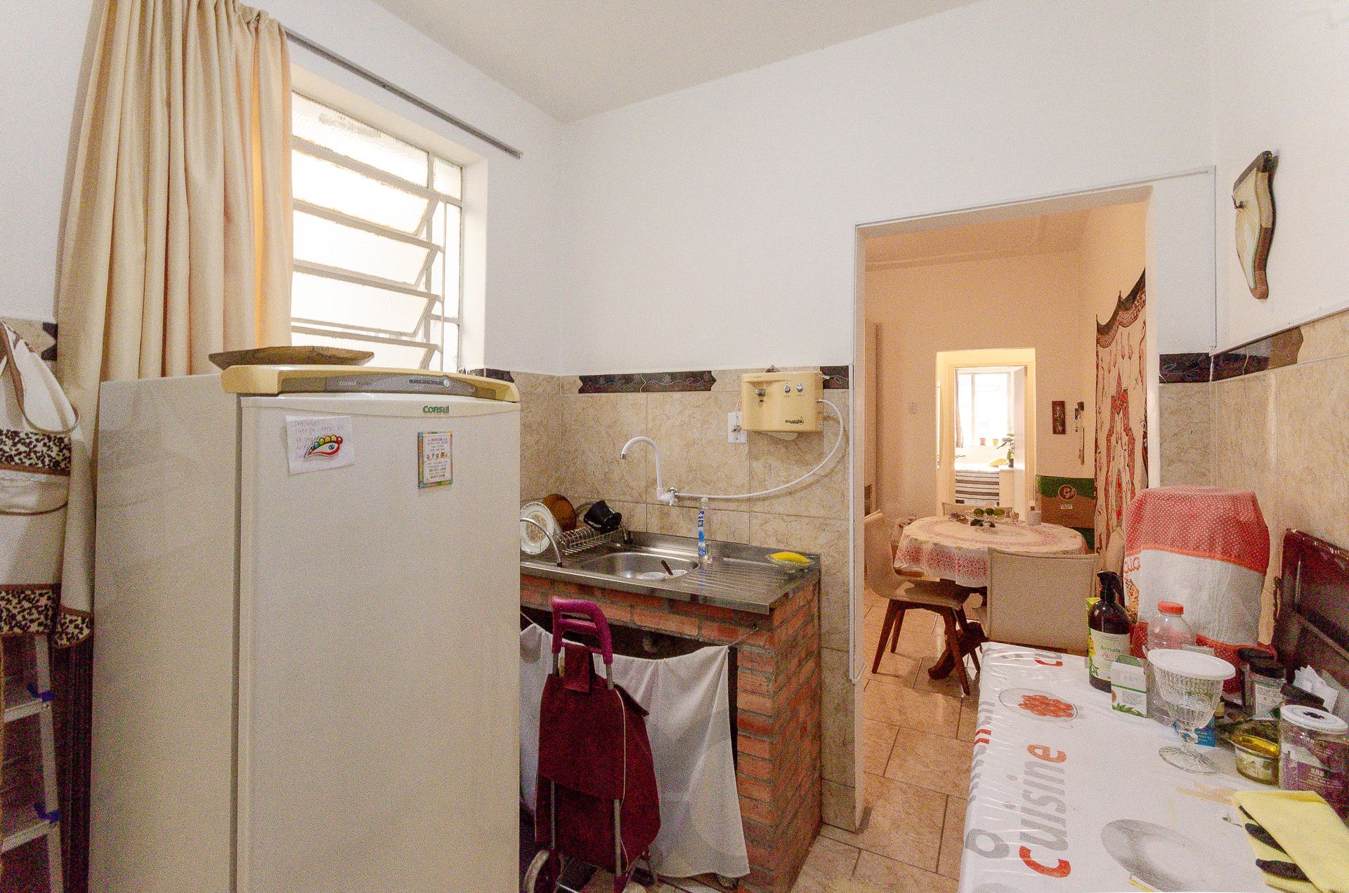 Apartamento de 1 Dormitório com Dependência de Empregada no bairro Petrópolis — foto 17