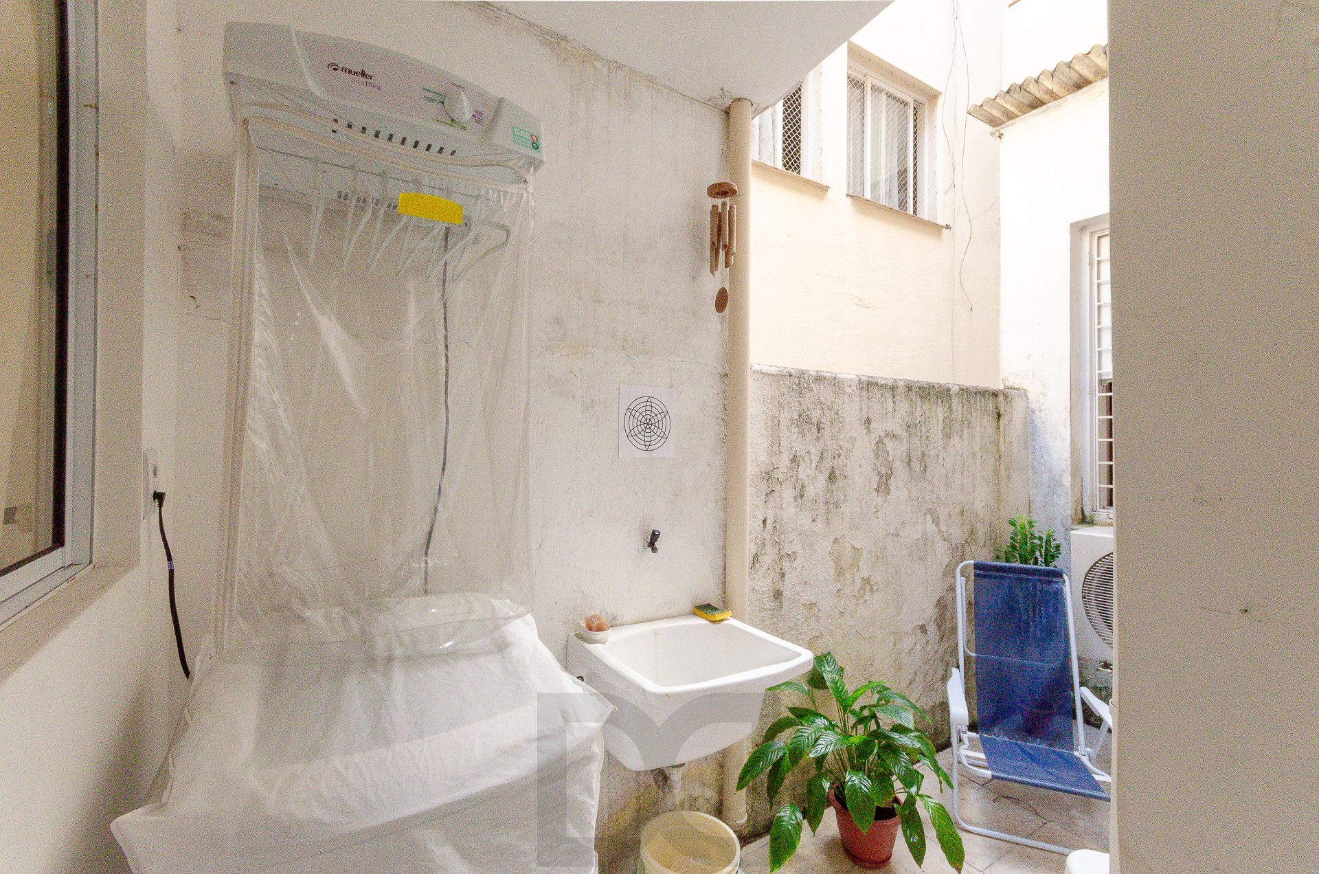 Apartamento de 1 Dormitório com Dependência de Empregada no bairro Petrópolis — foto 18