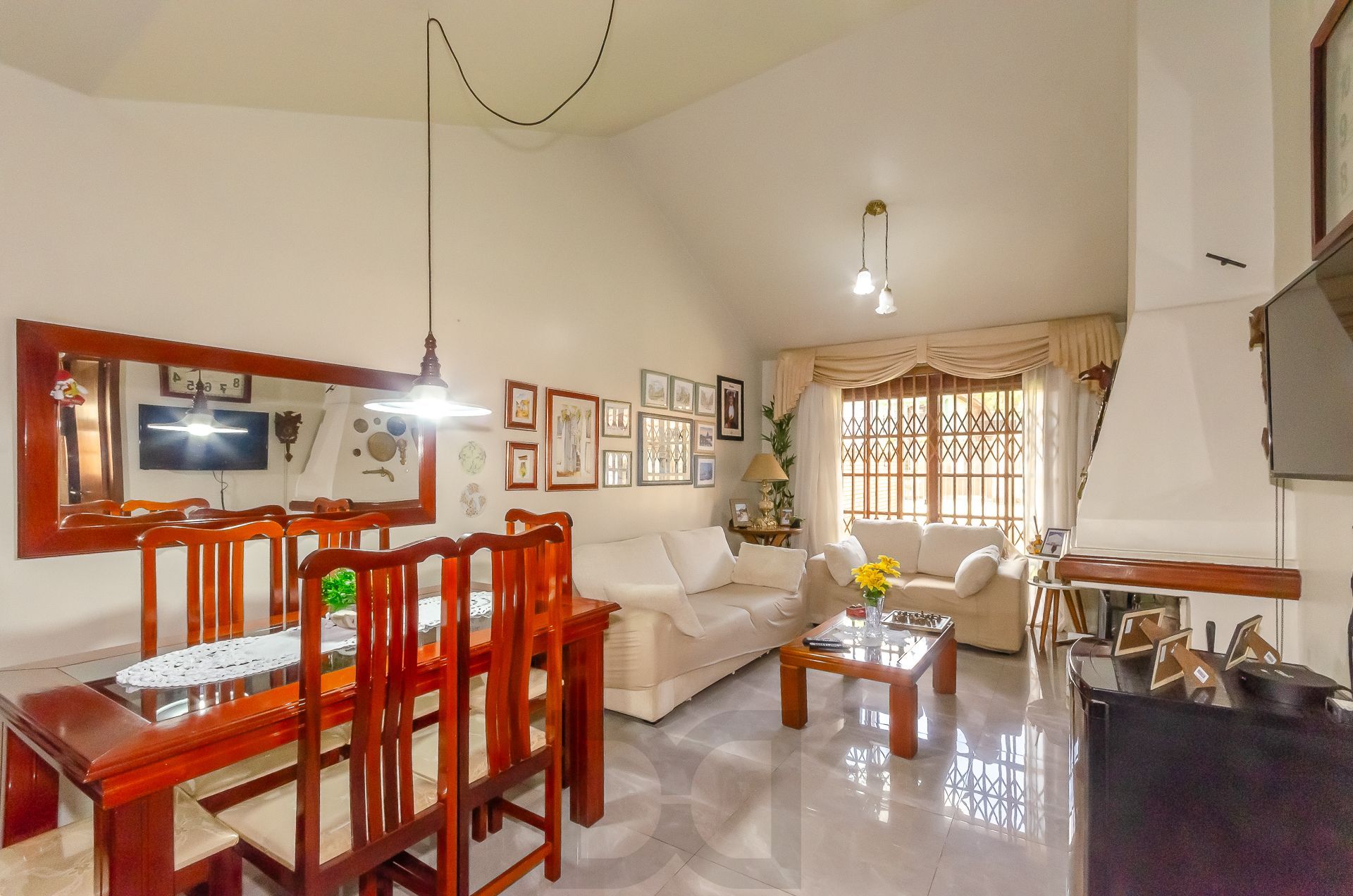 Casa com 3 quartos à venda na Rua Fernando Borba no bairro Ipanema — foto 2