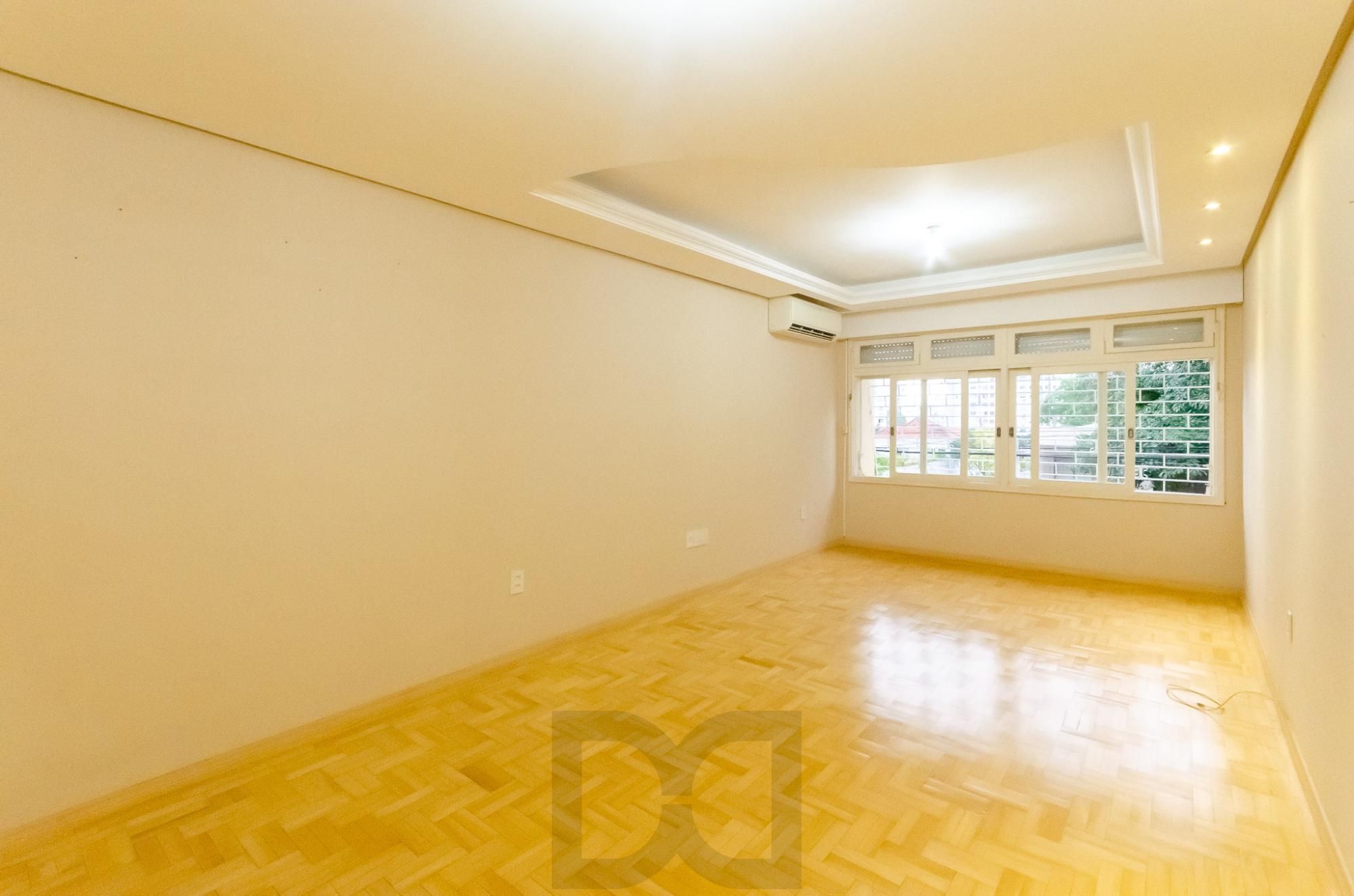 Edifício Ione Apartamento 3 dormitórios no Bairro Petrópolis — foto 1