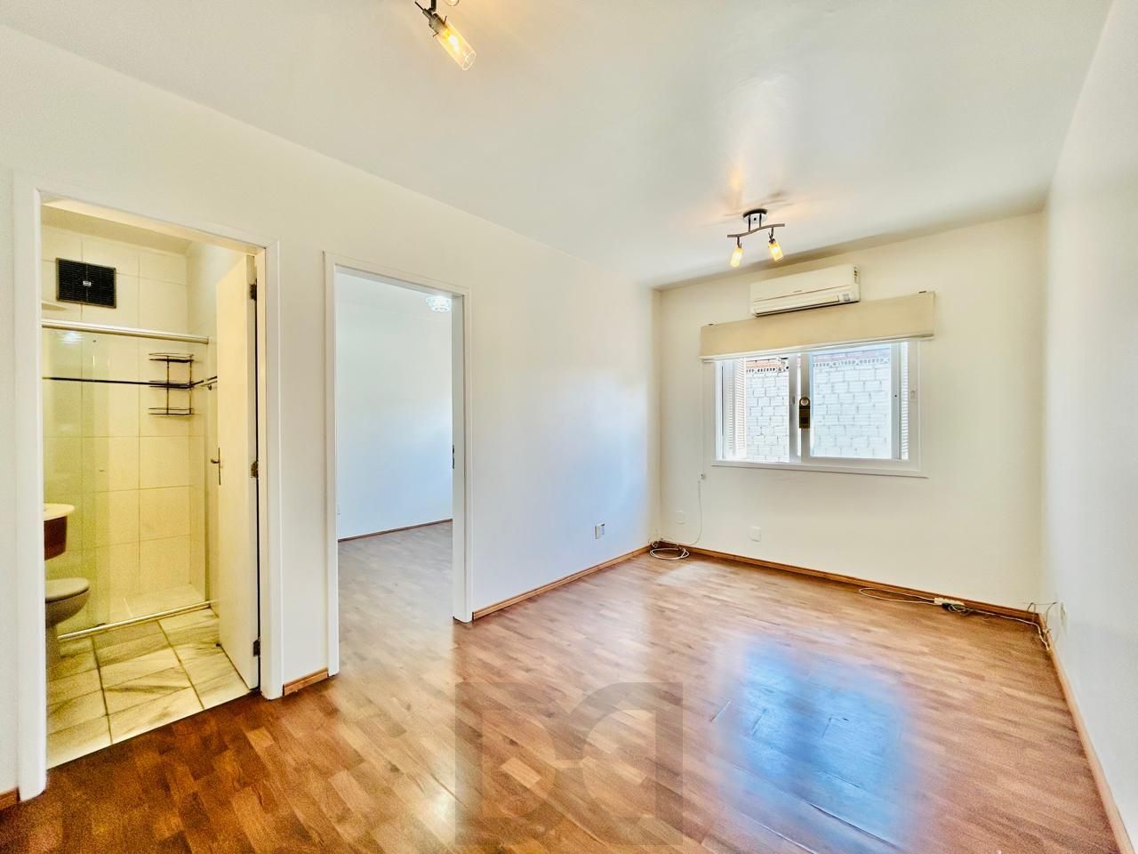 Apartamento 1 Dormitório Com Vaga De Garagem — foto 3