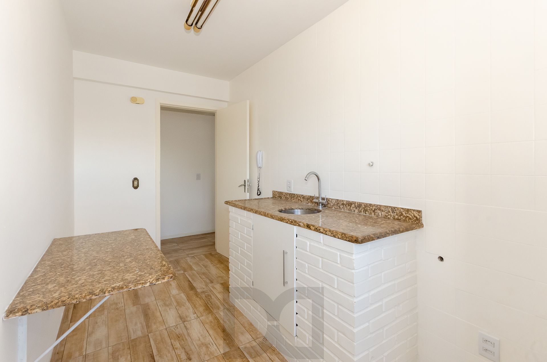 Maison Des Fleurs Apartamento de 2 dormitórios no Bairro Jardim do Salso — foto 20