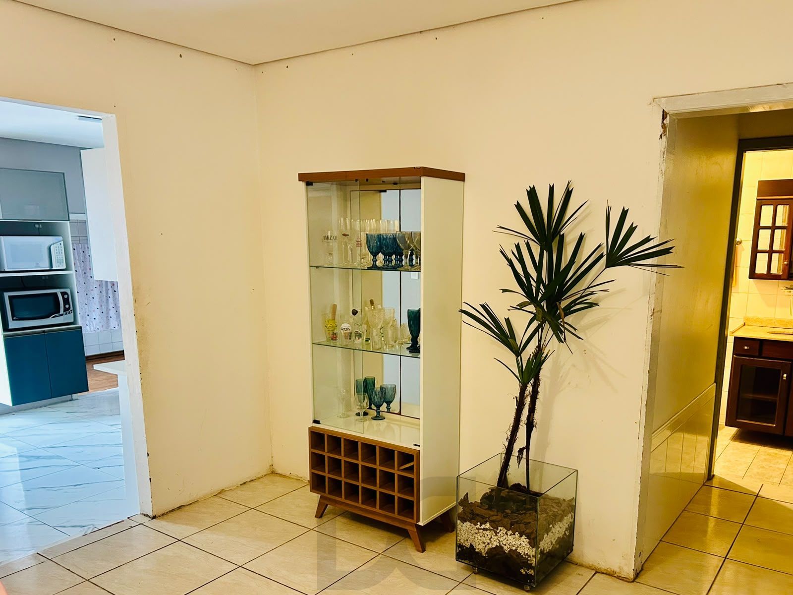 Casa 3 dormitórios com Suíte, Piscina e Salão de Festas — foto 7