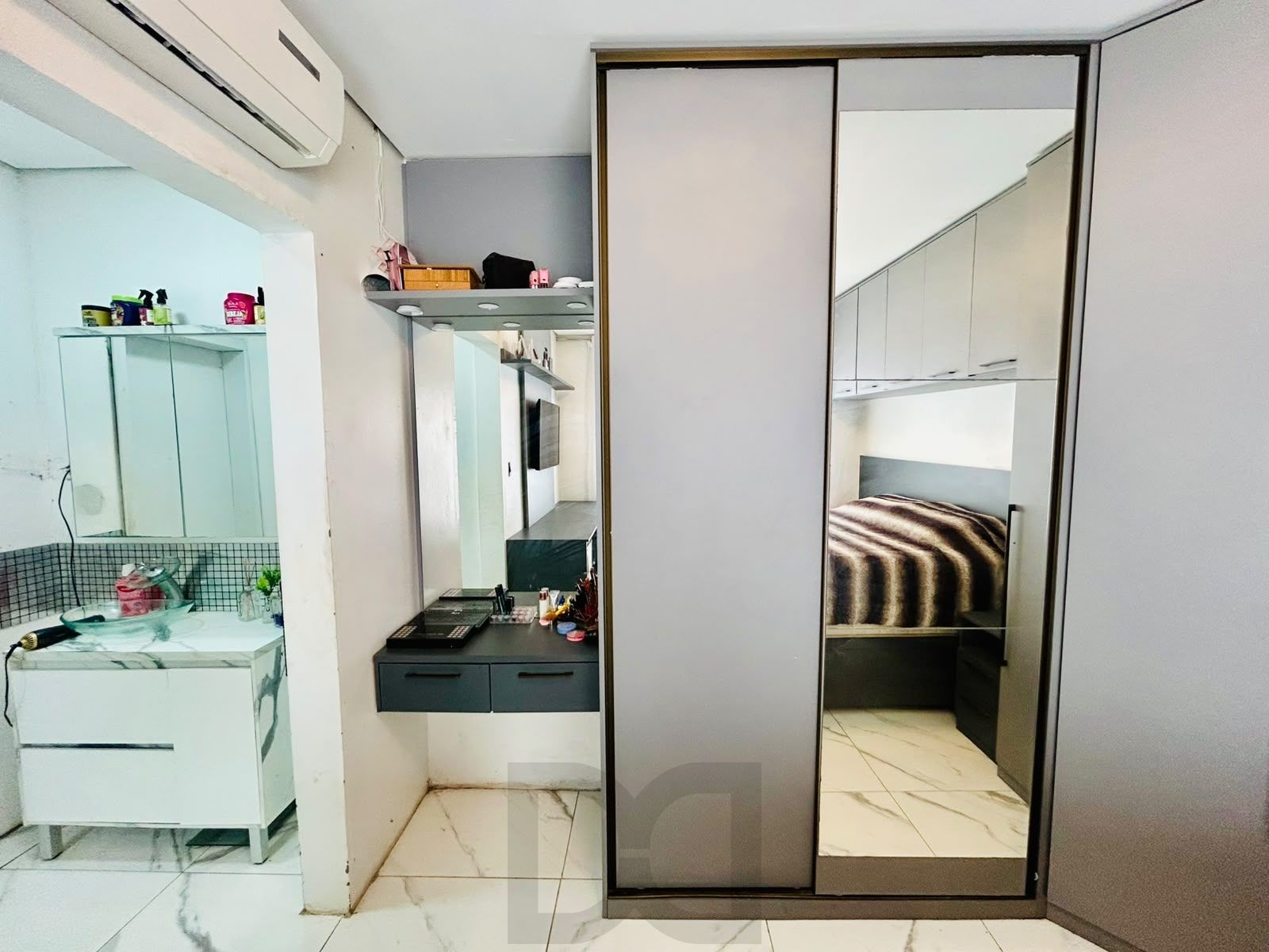 Casa 3 dormitórios com Suíte, Piscina e Salão de Festas — foto 24