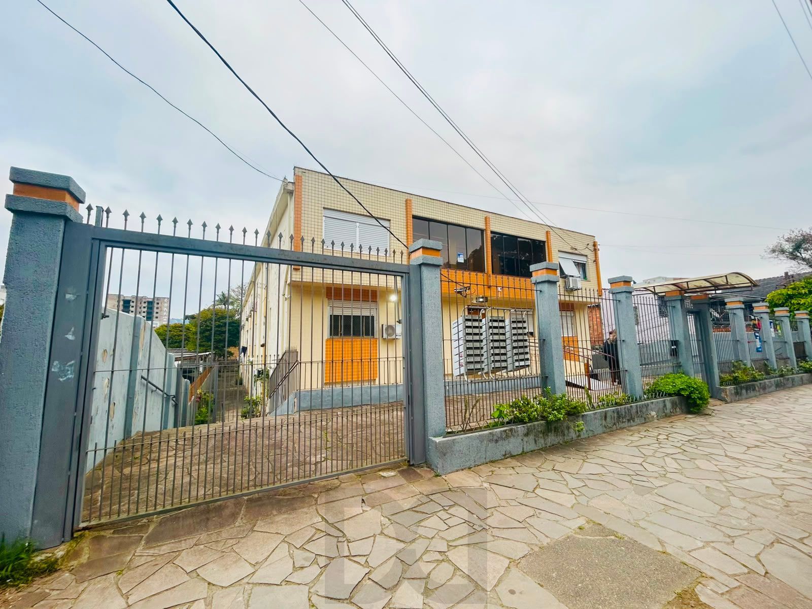 Apartamento 2 dormitórios no bairro Medianeira com churrasqueira — foto 29