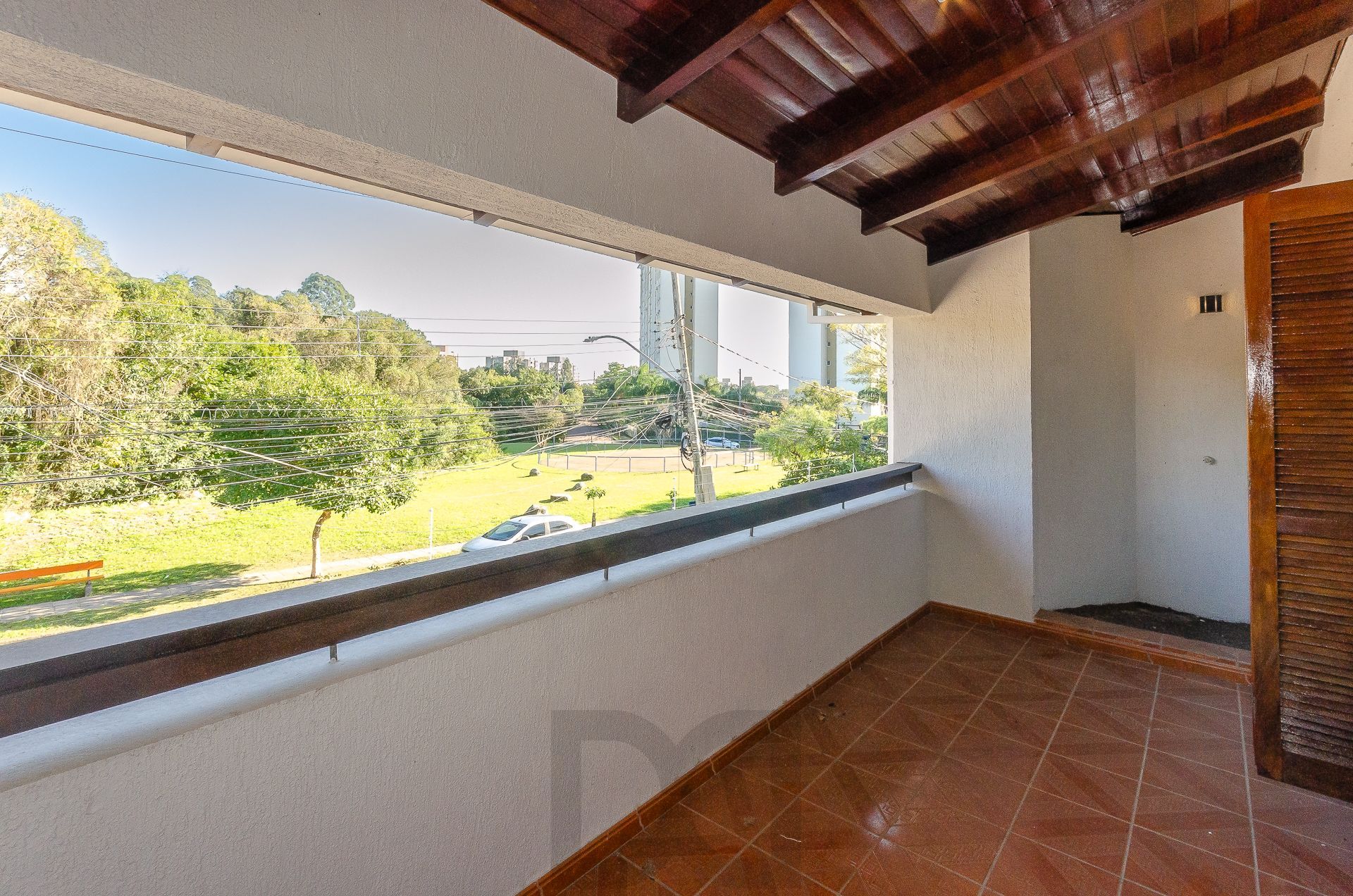 Casa Residencial de 4 Quartos à Venda em Porto Alegre, RS — foto 5